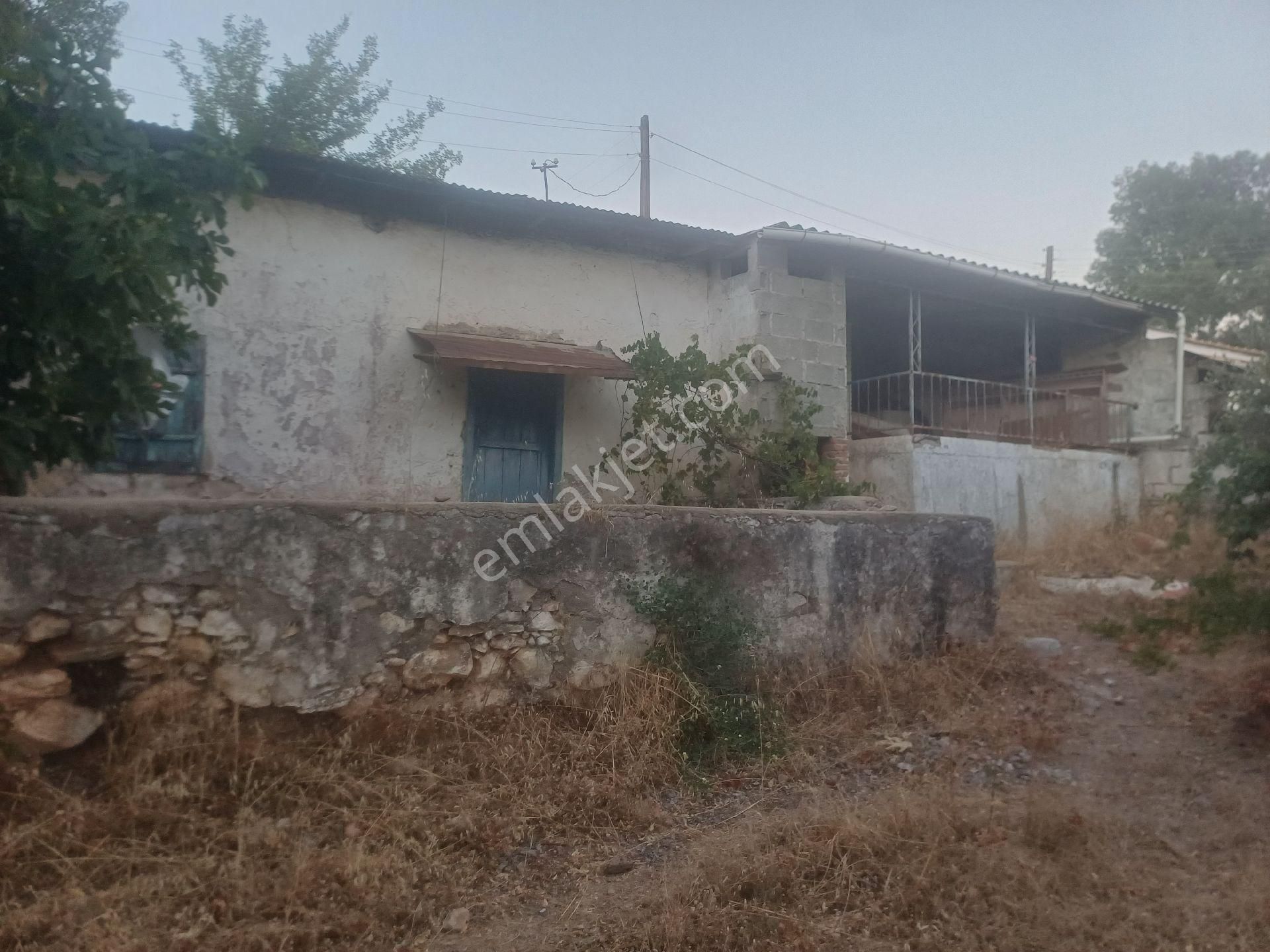 Milas Kazikli Mahallesinde Satilik Köy Evi - Görsel 8