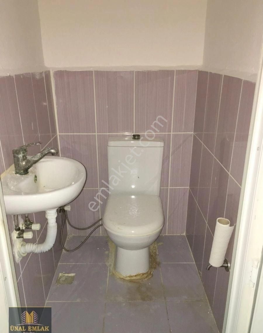 Ünal Emlak'tan Bandırma Merkezde Kiracılı Kombili Daire - Görsel 10