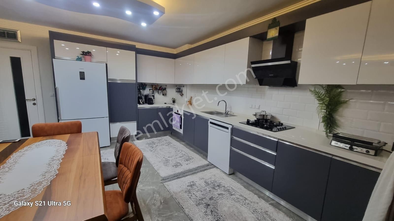 Menemende En Güzel Konumda 185 M2 Ultra Lüks Daire - Görsel 2