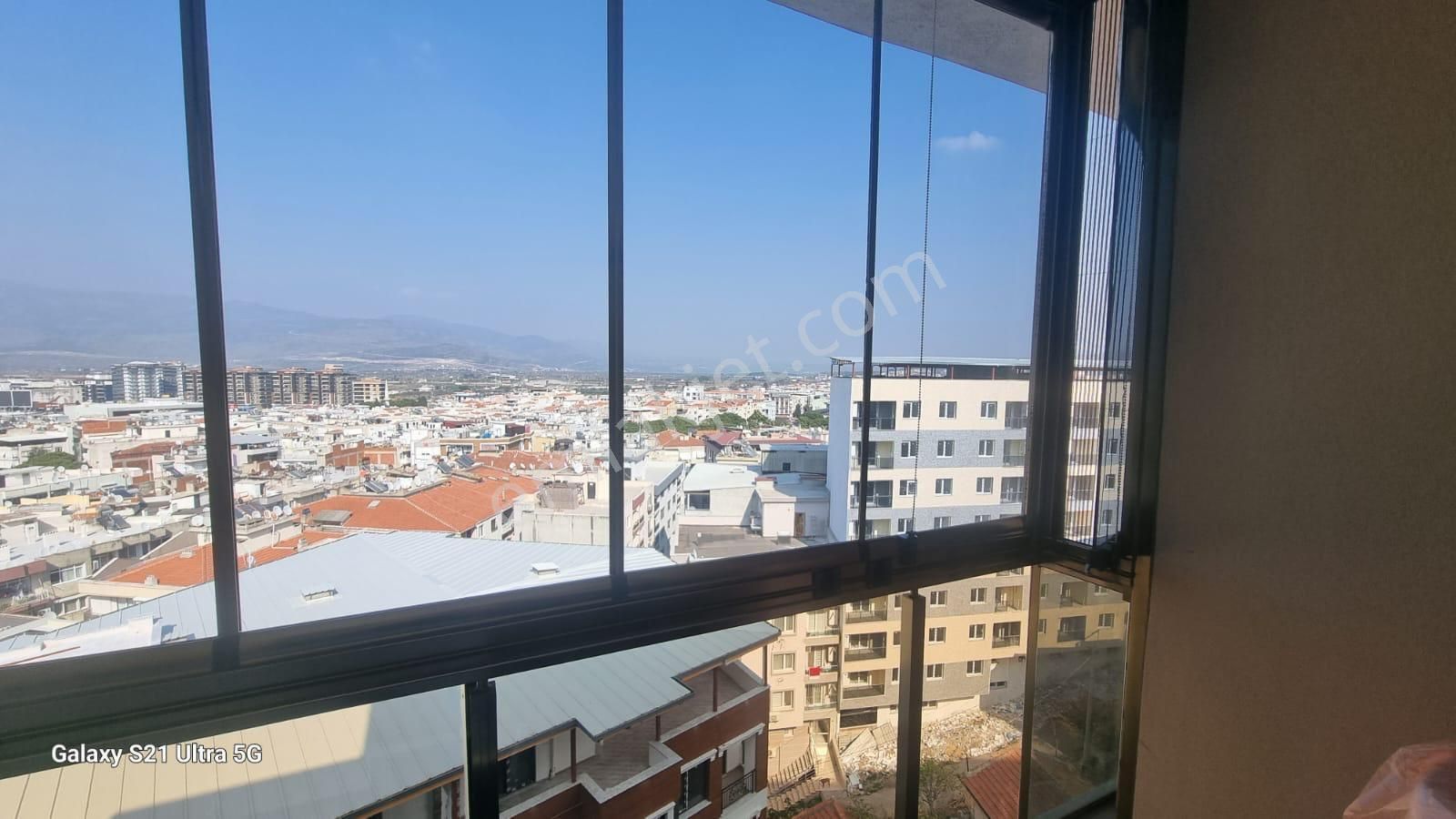 Menemende En Güzel Konumda 185 M2 Ultra Lüks Daire - Görsel 22