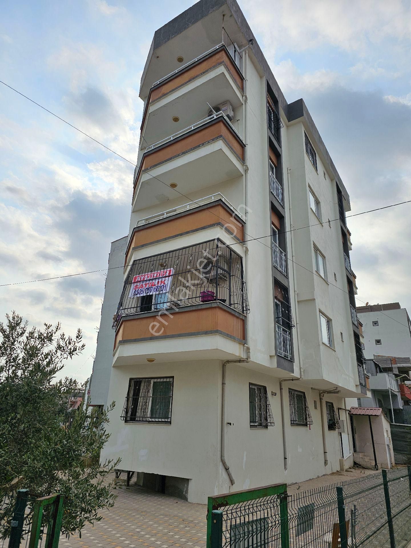 Adana Sarıçam Yeşiltepe Mahallesinde Ara Kat Satılık Daire