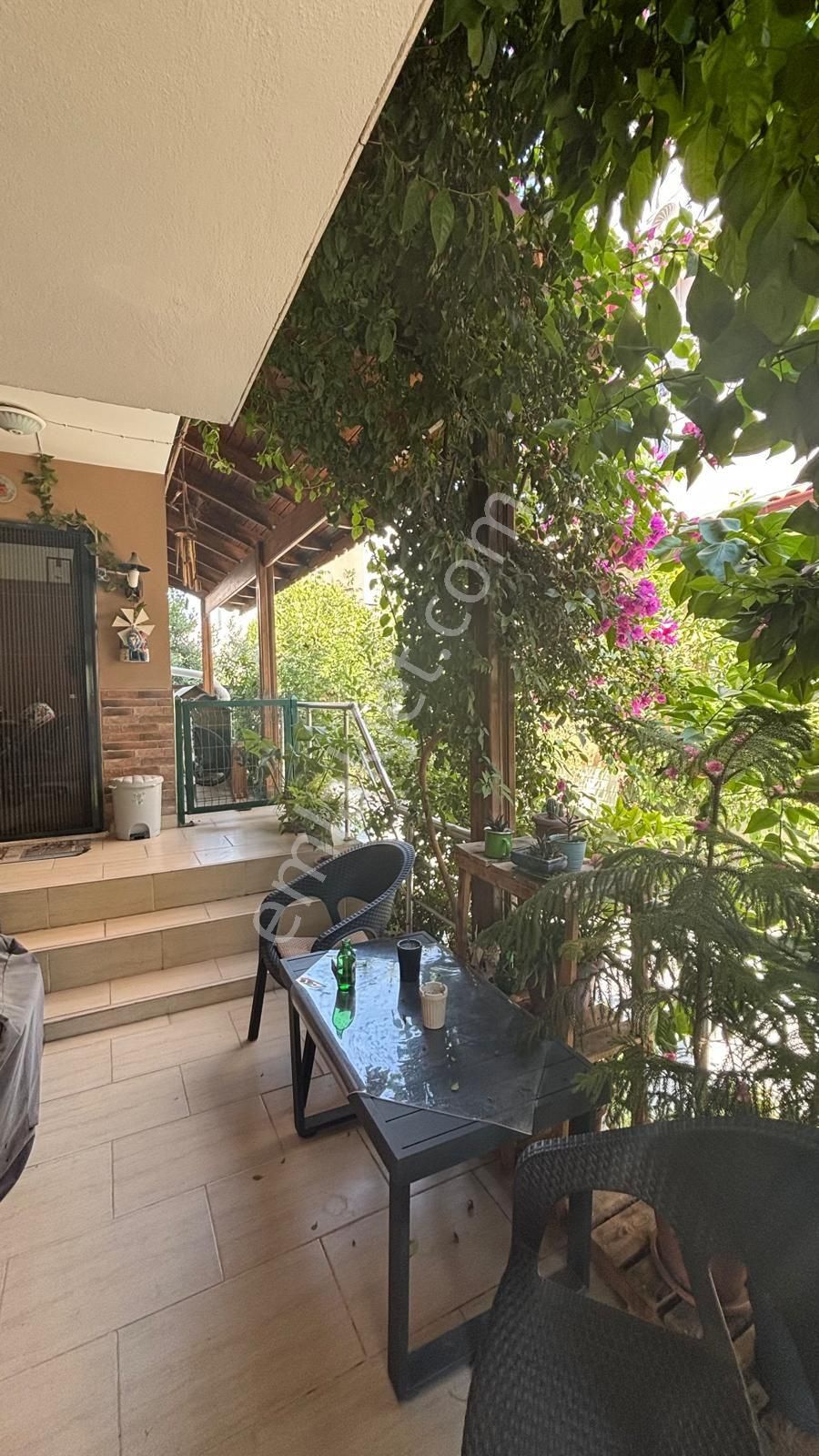 Özel Dizayn 4+2 Net: 220 M2kaçırılmayacak Müstakil Villa Yaşam Fırsatı