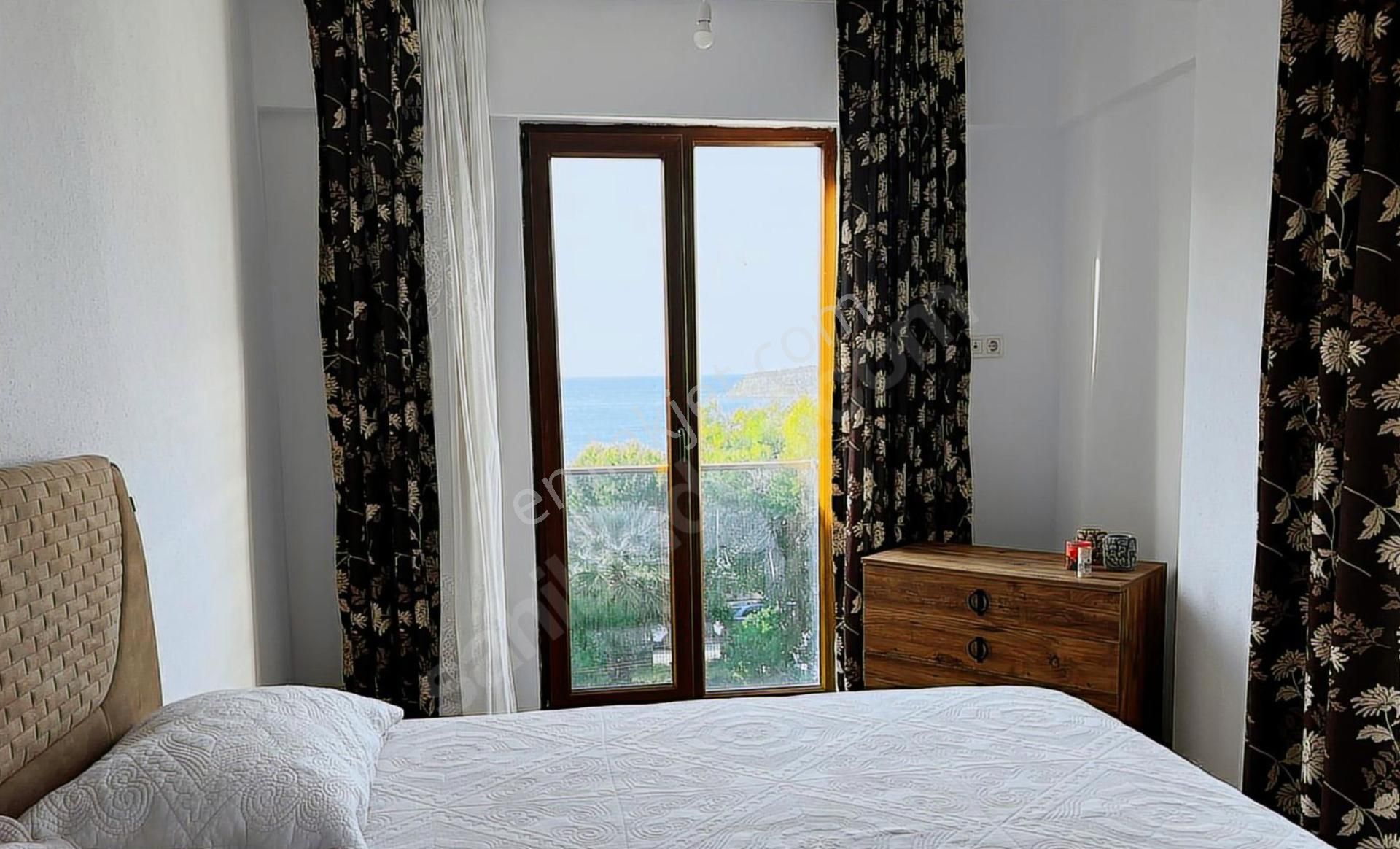 Çanakkale Akliman'da Deniz Manzaralı 5+2 Satılık Villa - Görsel 17