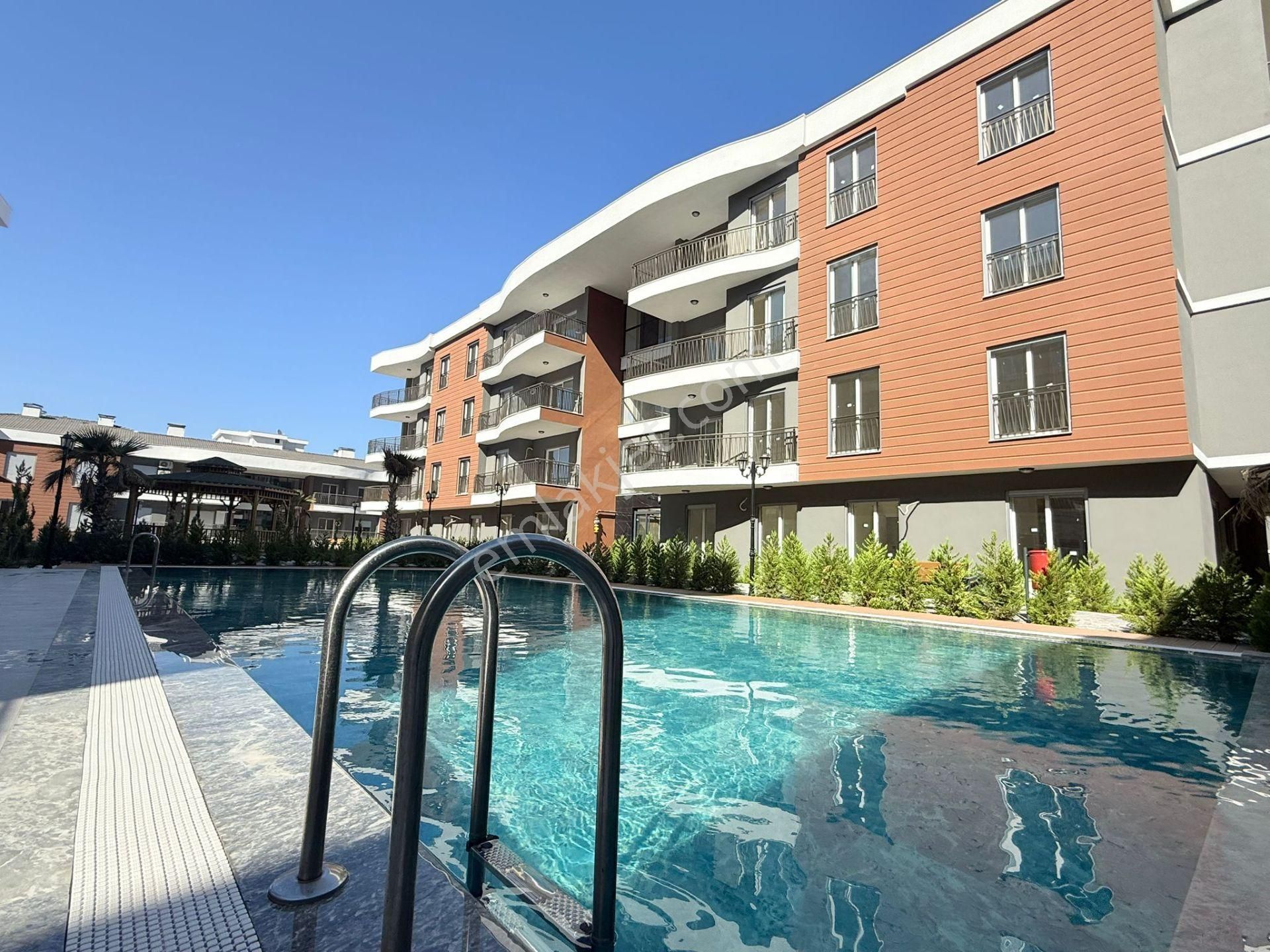 Bu Haftaya Özelfiyat ! 7/24 Güvenlik-havuz-fitness-kapalı Otopark-geniş Teraslı Fırsat Lüxdaire