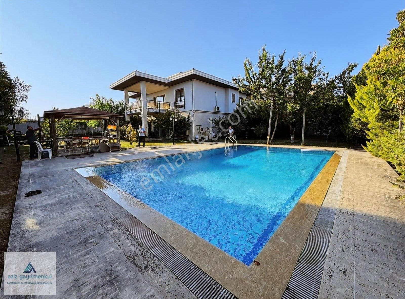 Silivri Ortaköyde 1032 M2 Satılık 8+2 Villa - Görsel 12