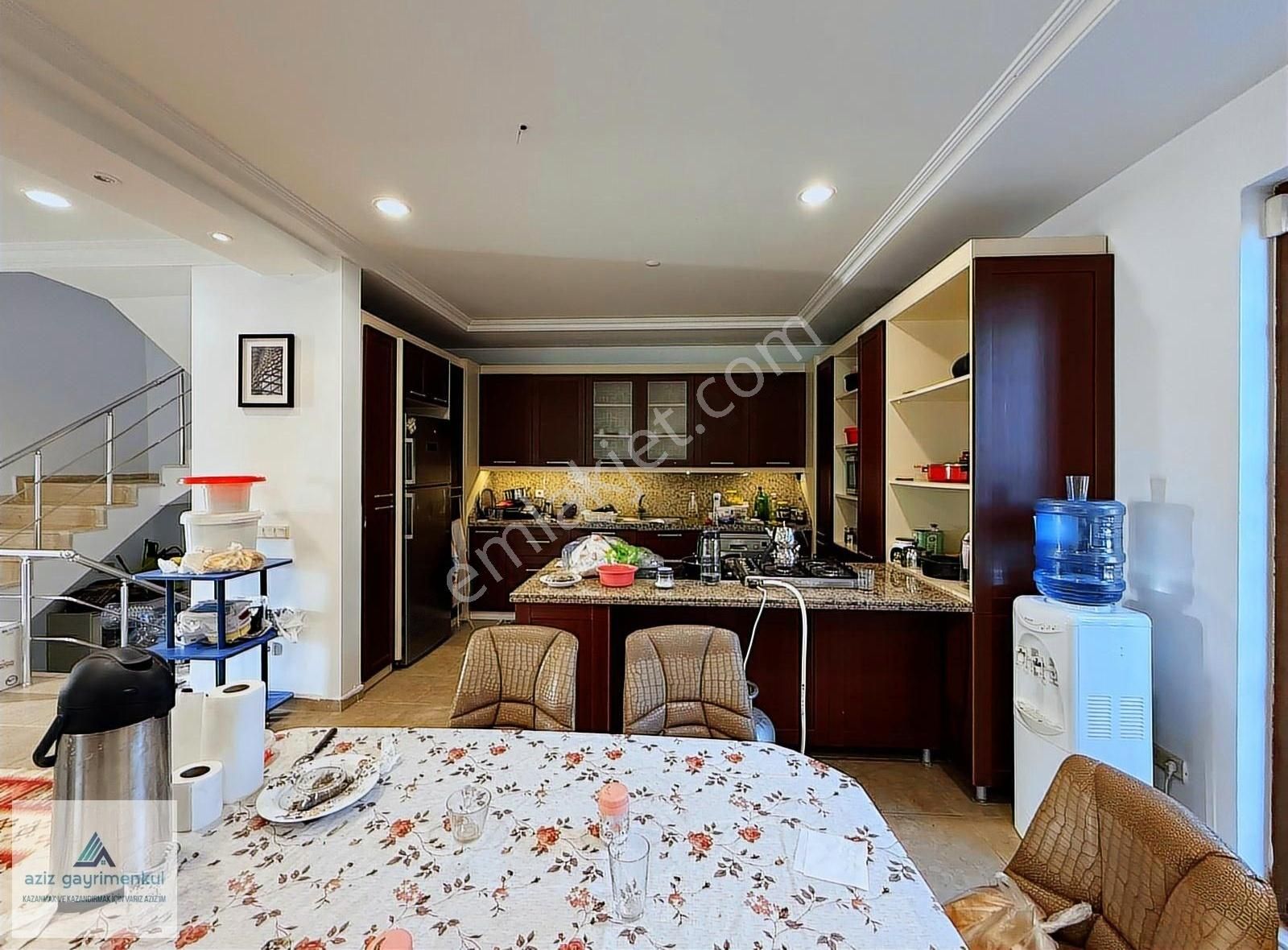 Silivri Ortaköyde 1032 M2 Satılık 8+2 Villa - Görsel 23