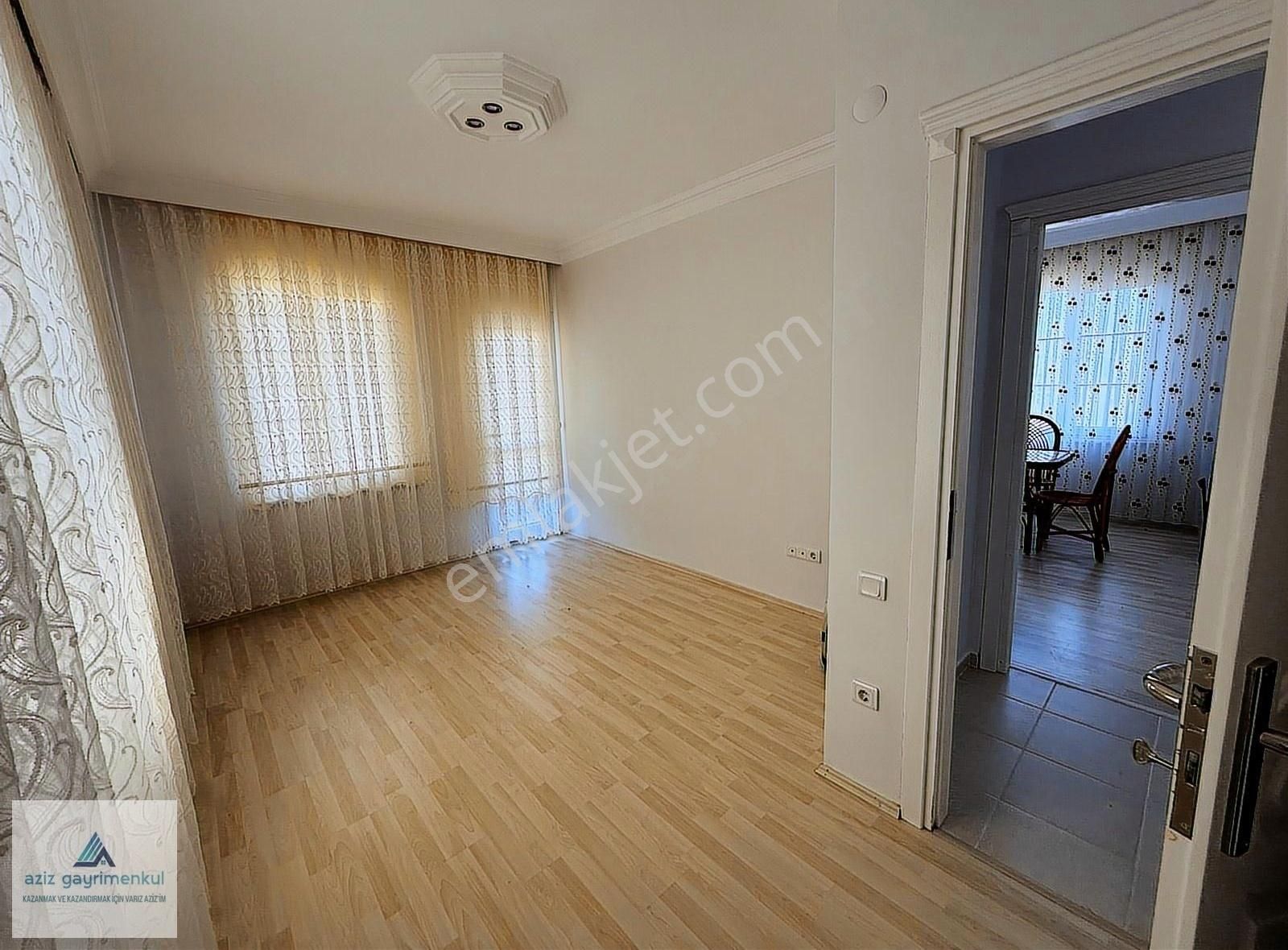 Silivri Kınalı Cambaztepe De Muteşem Deniz Manzaralı 5+2 Villa - Görsel 10