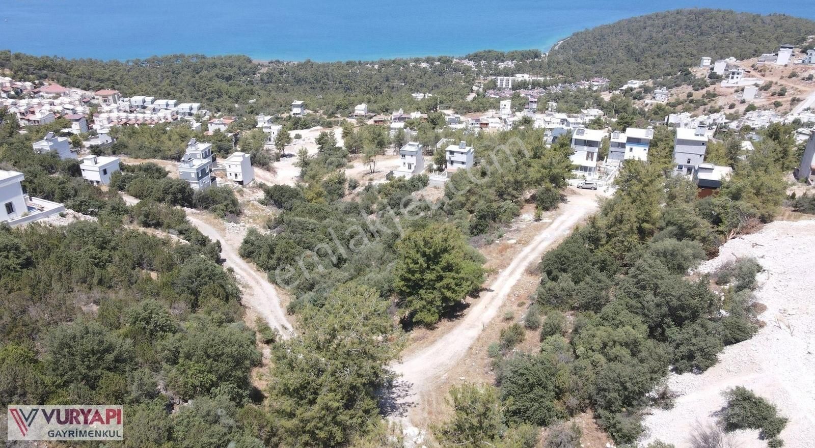 Akbük Yenipınar Satılık Deniz Manzaralı 244 M2 Arsa