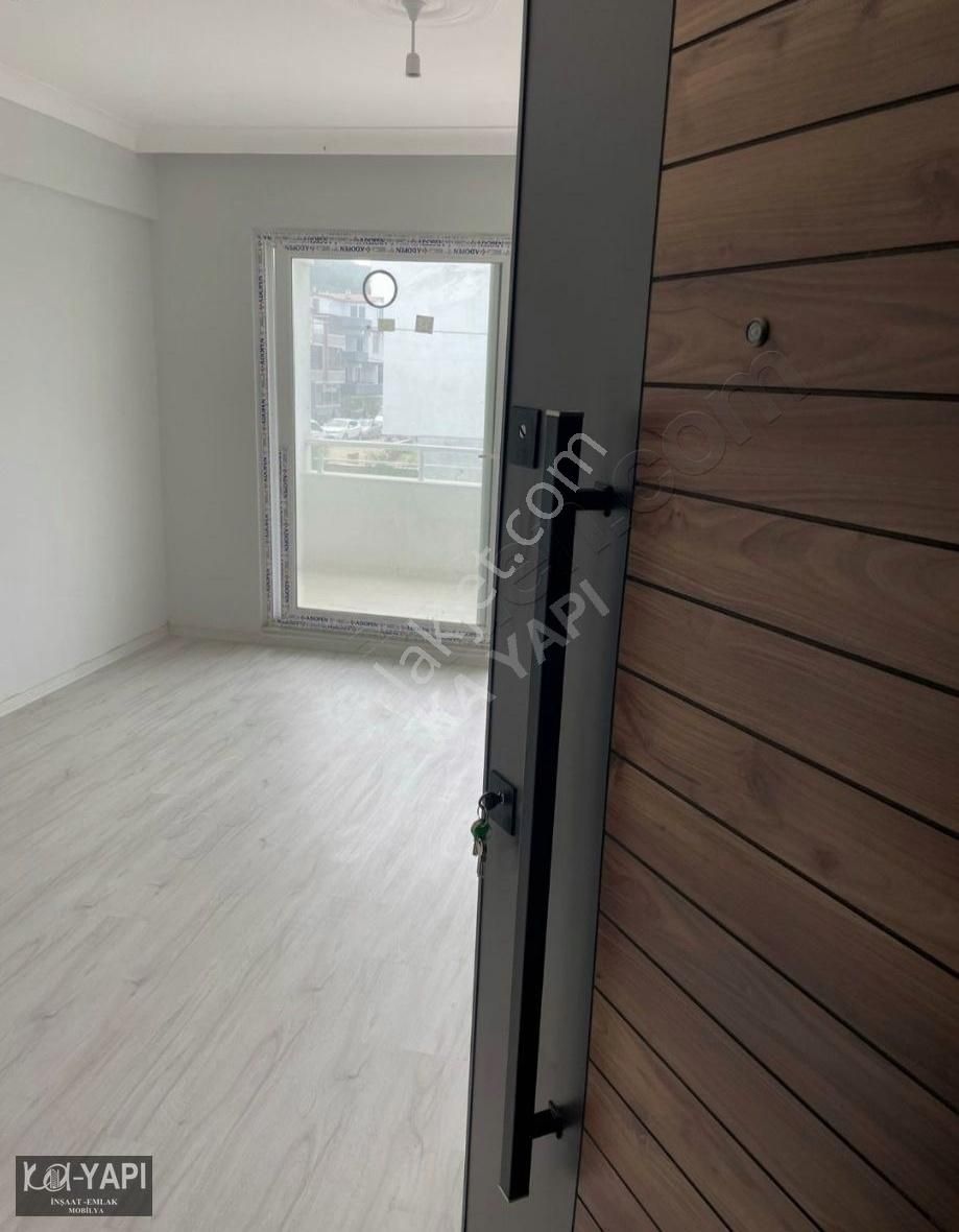 Kisa Sureligine Boğazda Doğa Manzaralı 1+1 Dairemiz Satılıktır