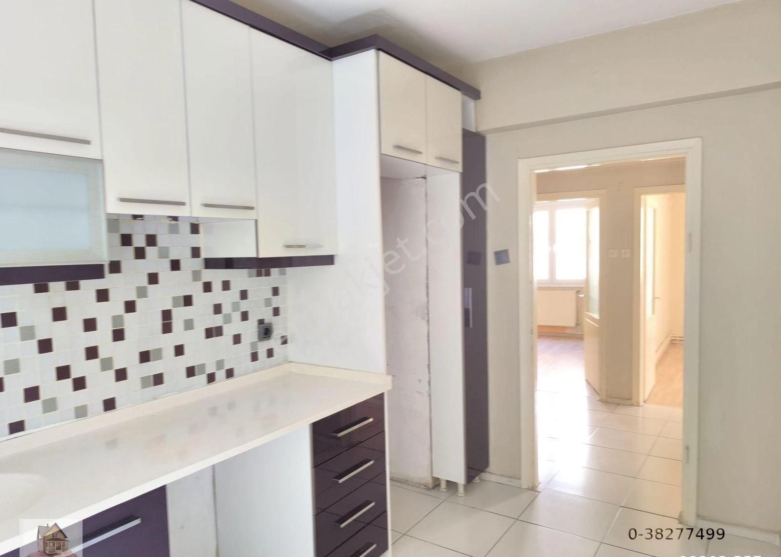 Balçova Korutürk Mah Dokuzeylül Hastane Yakını 2+1 Kiralık Daire