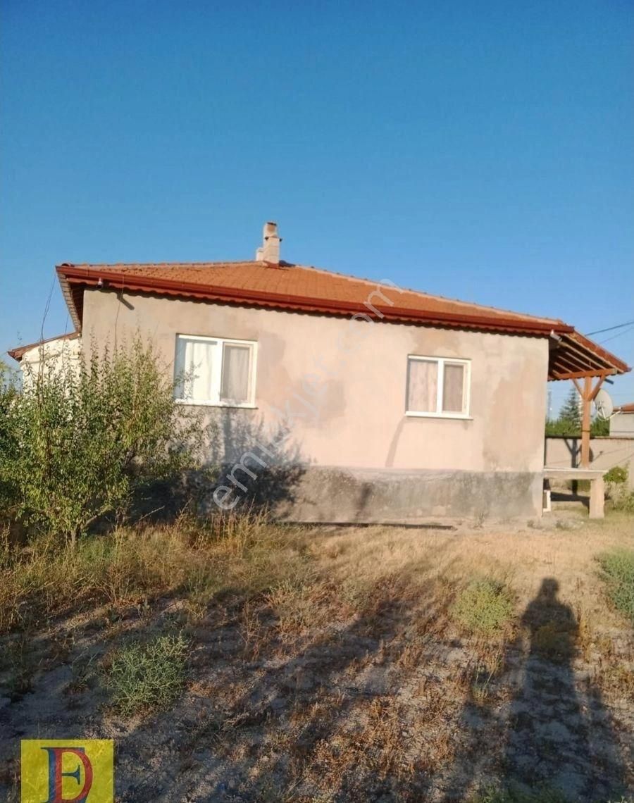 Konya Tuzlukçuda 850m Bahçeli Tek Tapulu 2+1 90m Satılık Daire