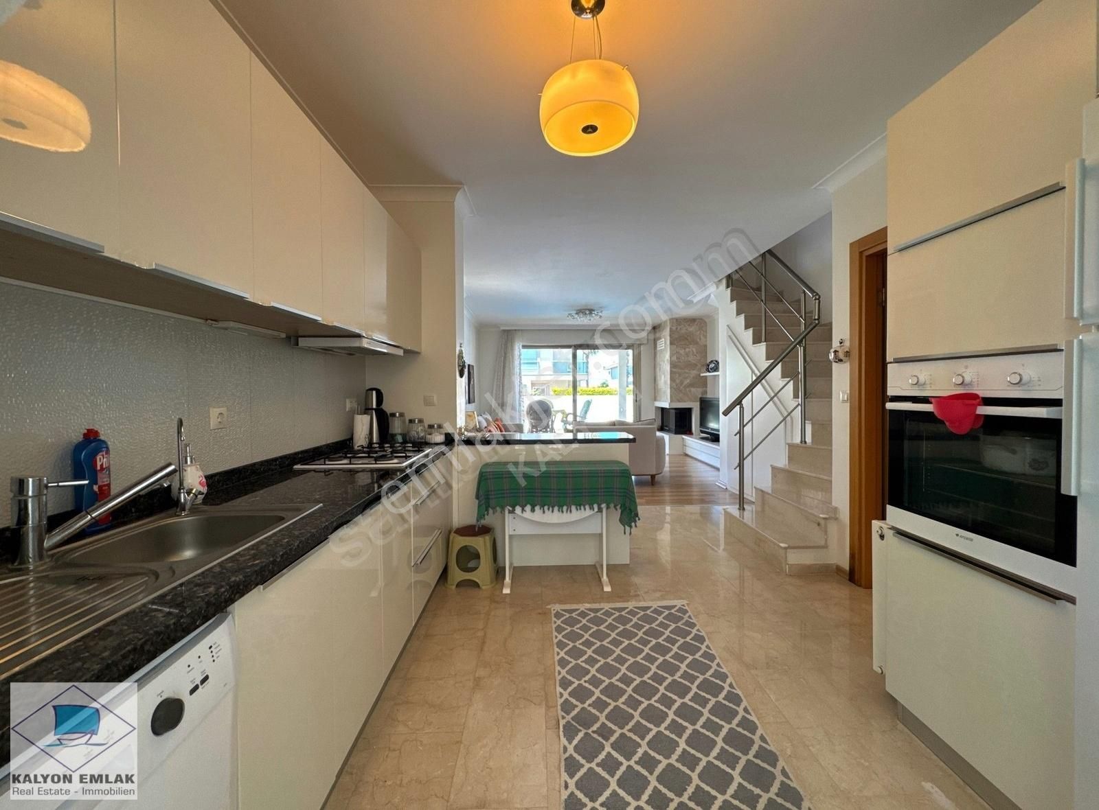 Alaçatı'da Satılık Aynı Parselde İki Adet Havuzlu Lüx Villa - Görsel 28