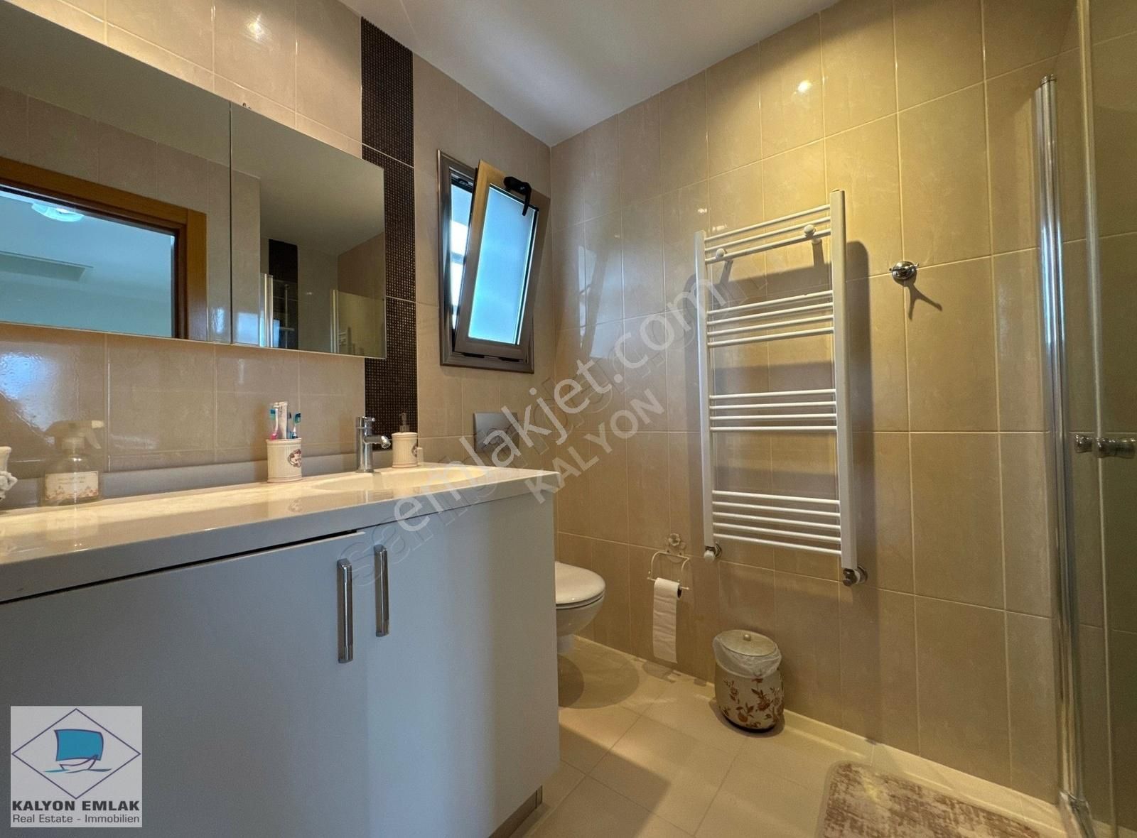 Alaçatı'da Satılık Aynı Parselde İki Adet Havuzlu Lüx Villa - Görsel 30