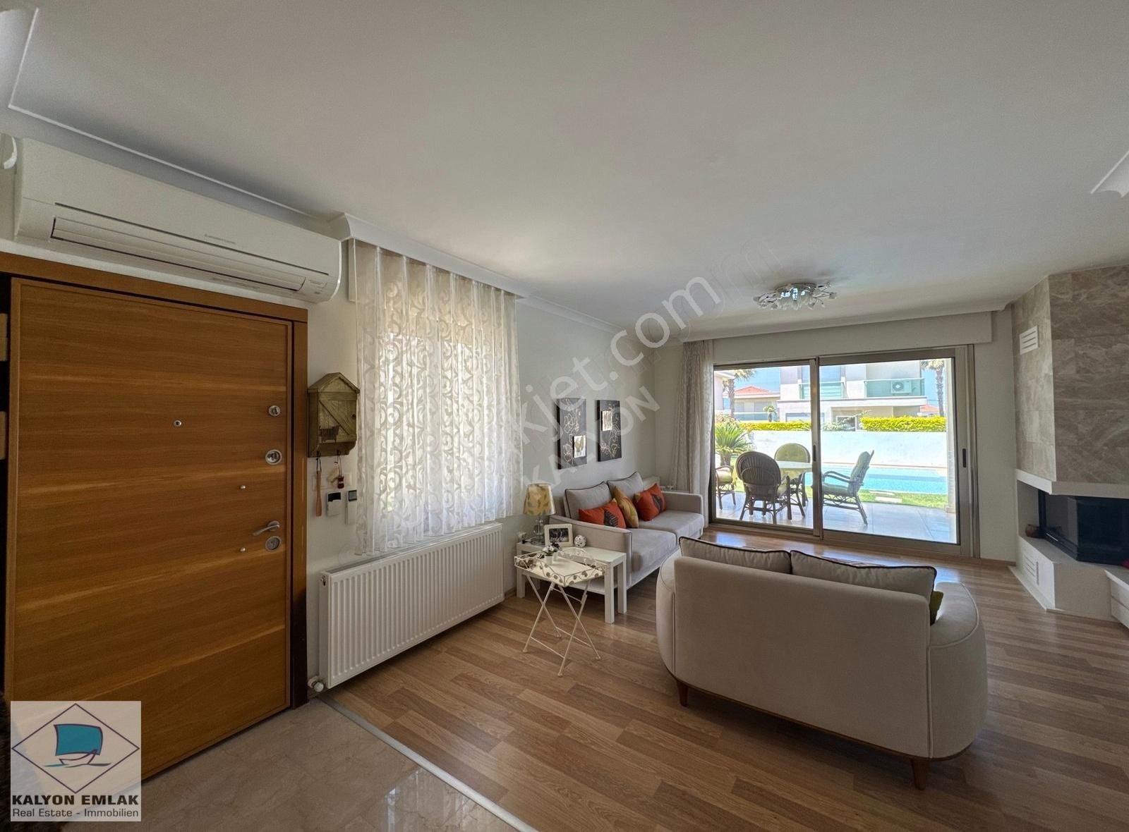 Alaçatı'da Satılık Aynı Parselde İki Adet Havuzlu Lüx Villa - Görsel 6