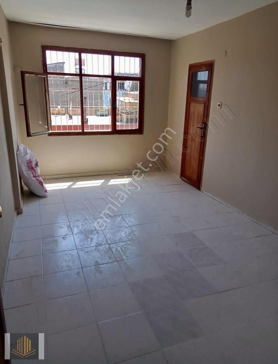 Sağlam'dan Kiralık Yeşilevler'de Kiralık 3+1 Müstakil Ev