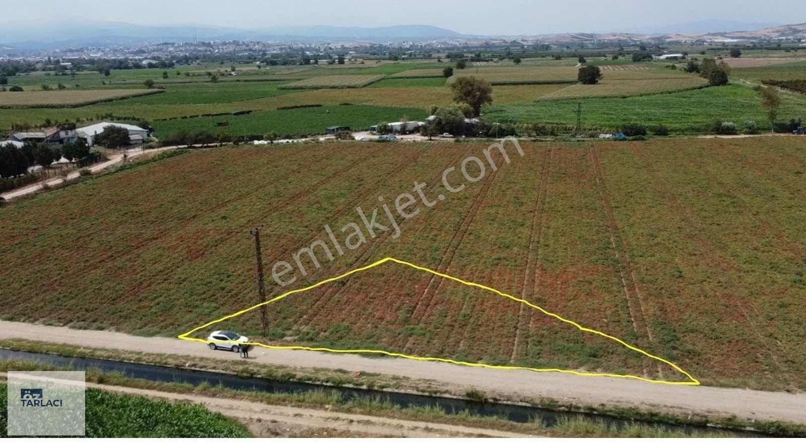 Fevzidede'de 1100m2 Satılık Tarla
