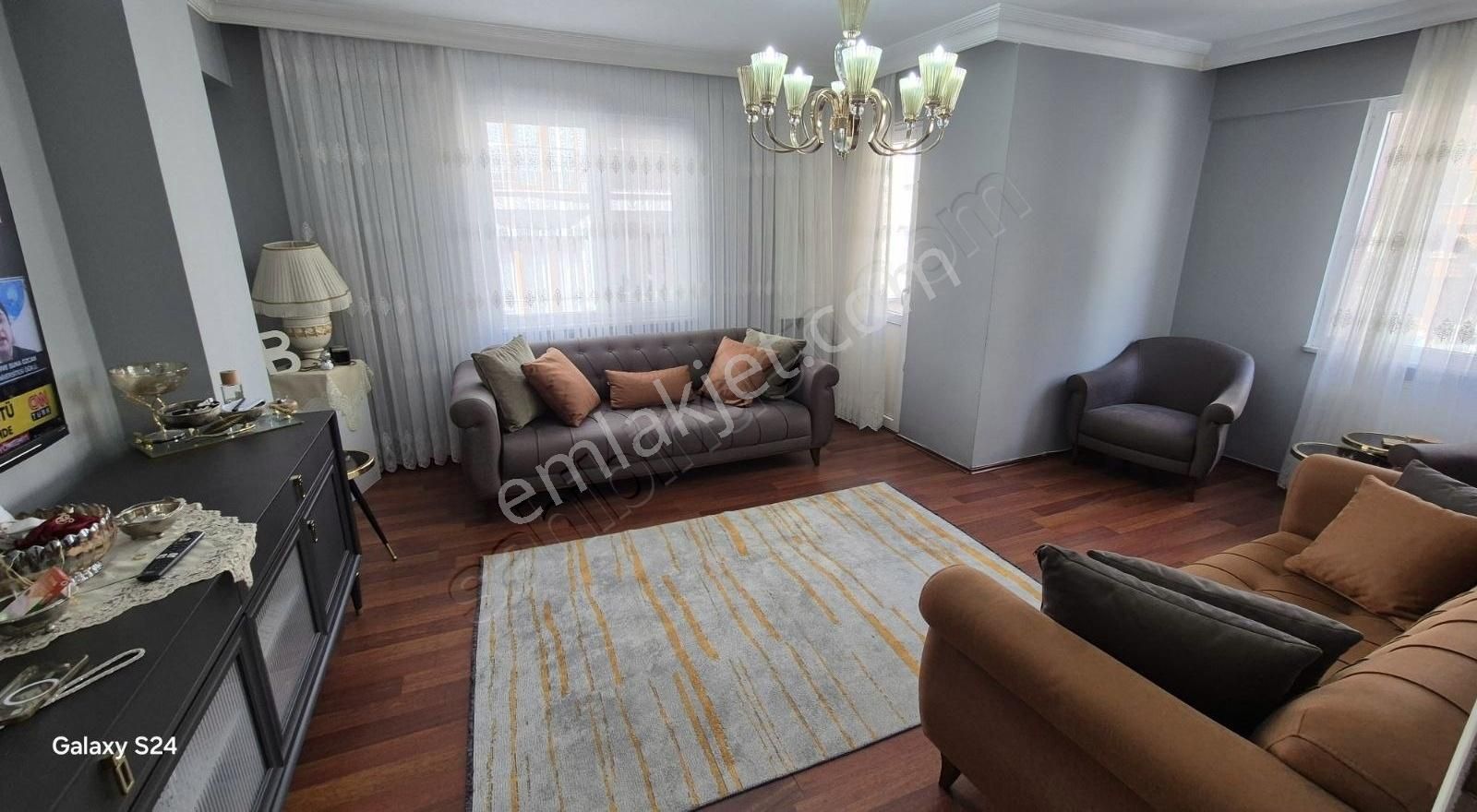 Bahçelievler Siyavuşpaşa'da Satılık 2+1 Daire