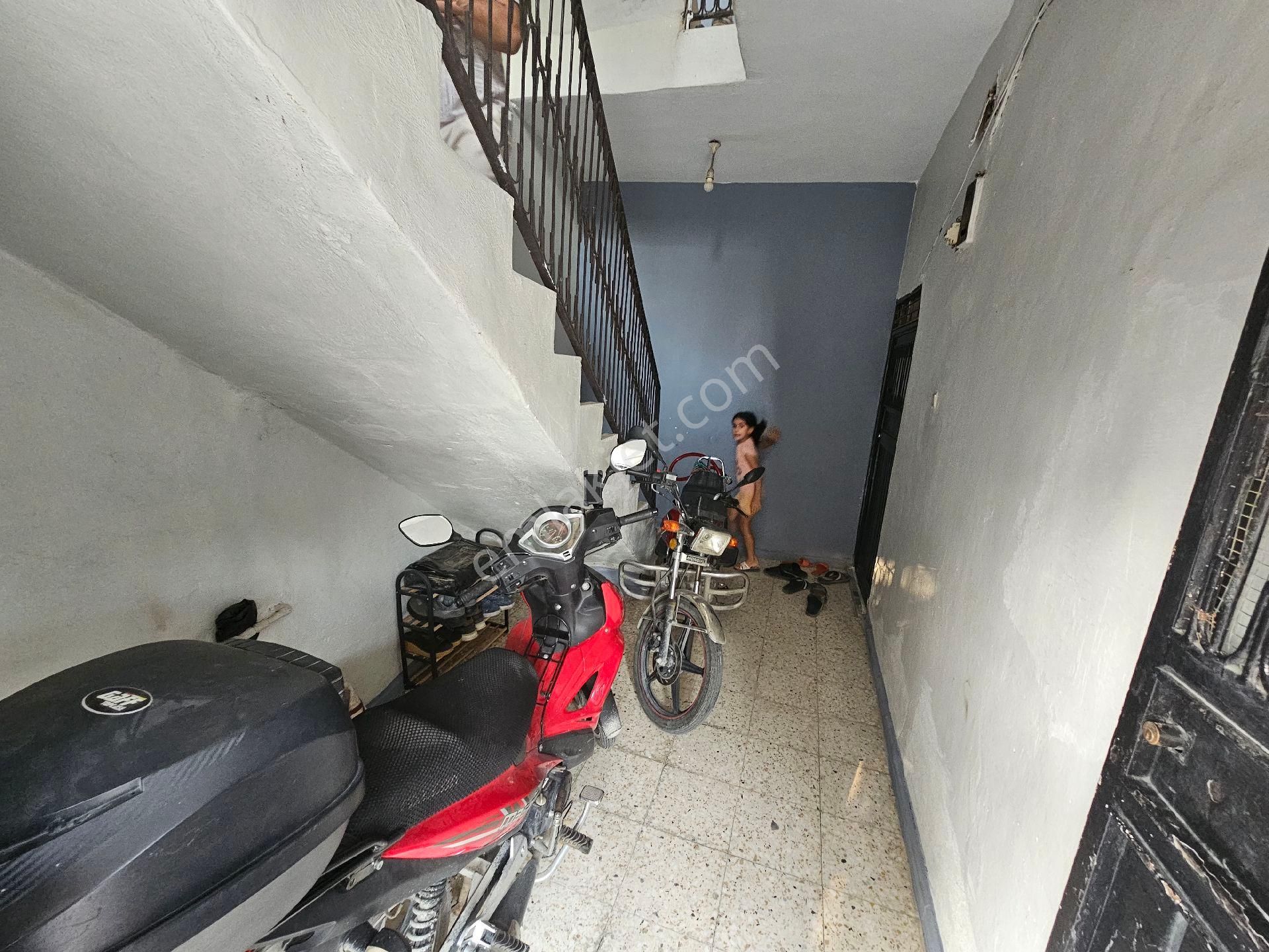 Seyhan Da Gülbahçesi Mh Eski Orgeneral Okulun Karşısı 2 Katlı Müstakil Ev Çift Köşe Başı - Görsel 10