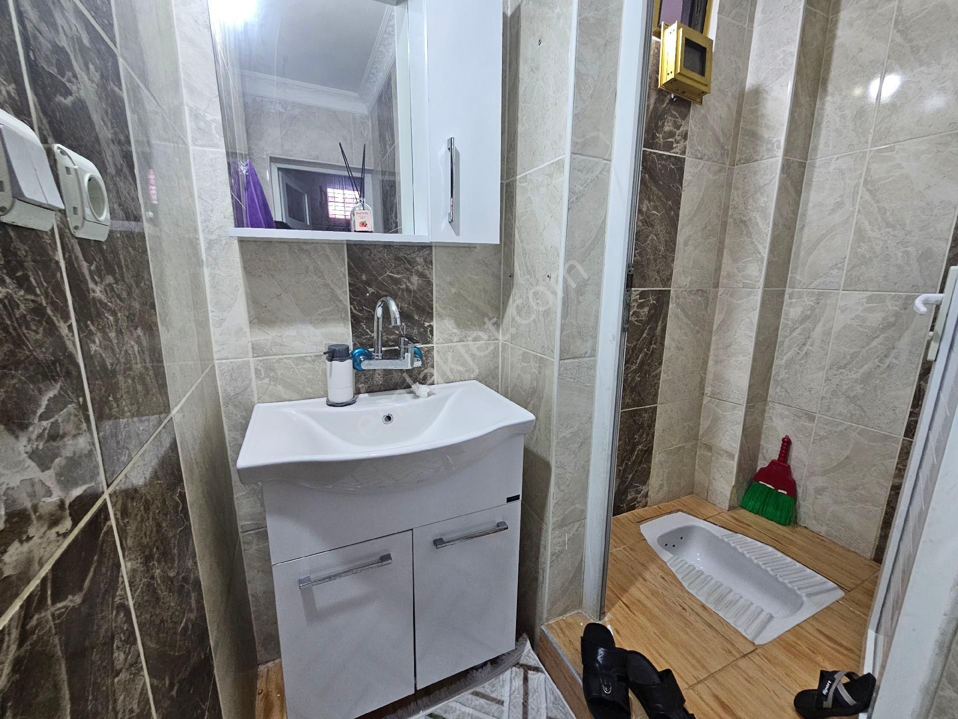 Seyhan Da Gülbahçesi Mh Eski Orgeneral Okulun Karşısı 2 Katlı Müstakil Ev Çift Köşe Başı - Görsel 16