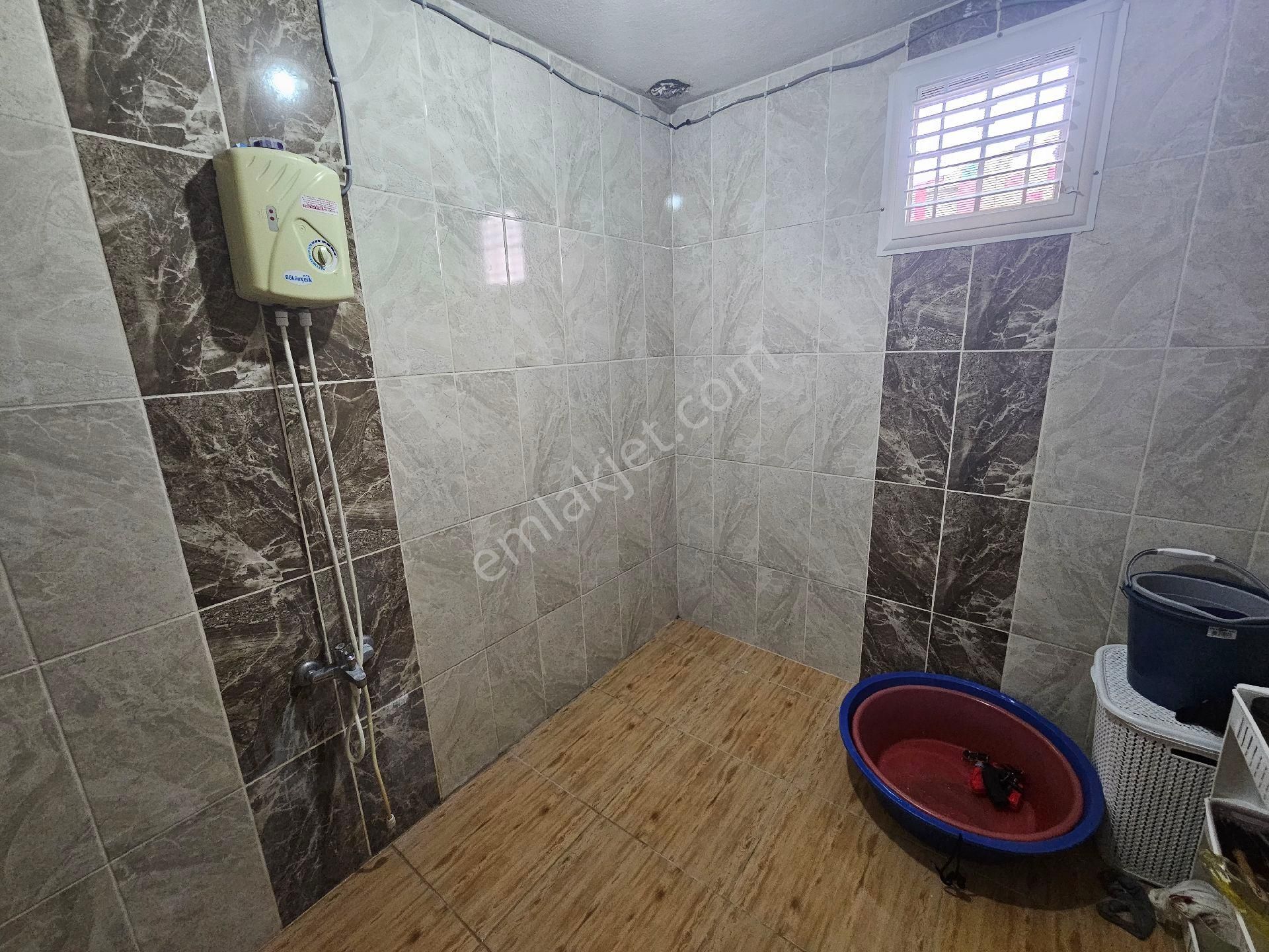 Seyhan Da Gülbahçesi Mh Eski Orgeneral Okulun Karşısı 2 Katlı Müstakil Ev Çift Köşe Başı - Görsel 13