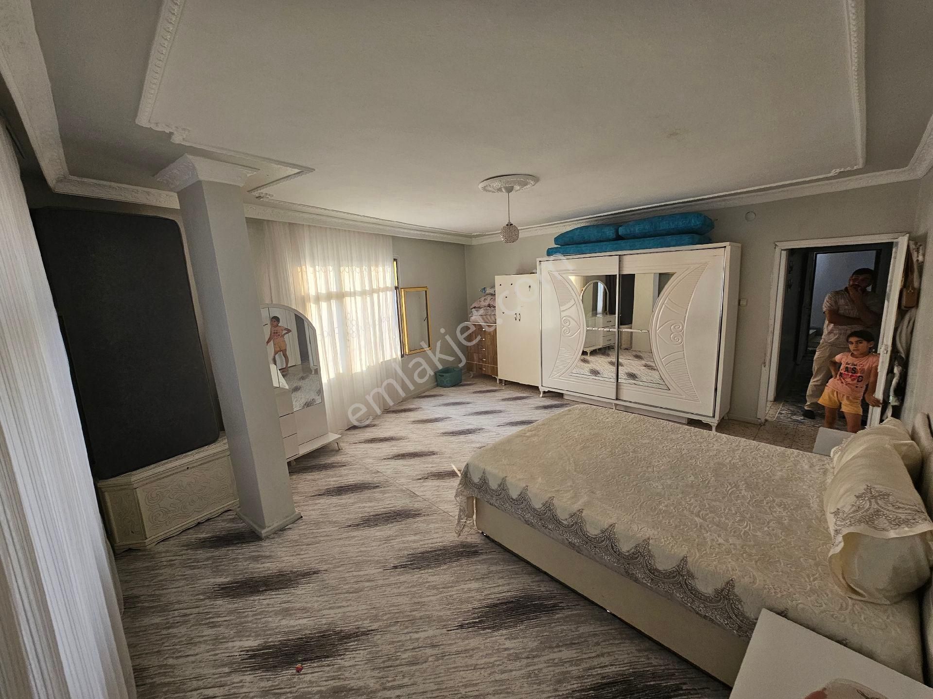 Seyhan Da Gülbahçesi Mh Eski Orgeneral Okulun Karşısı 2 Katlı Müstakil Ev Çift Köşe Başı - Görsel 3