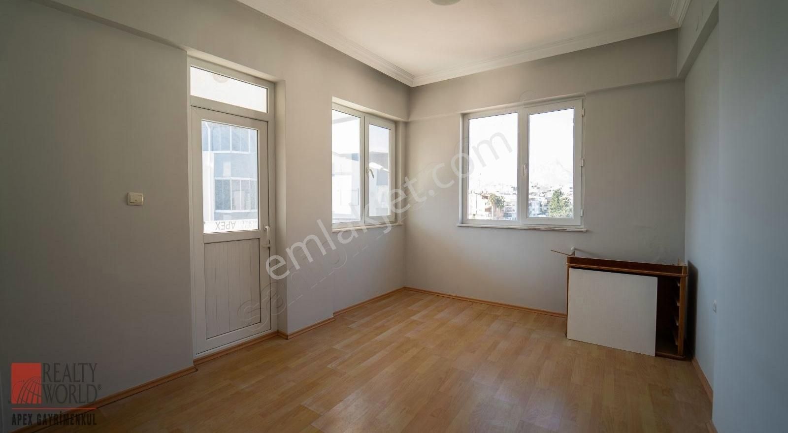 Konyaaltının En Kıymetli Bölgesinde Han Gibi Satılık Daire - Görsel 20