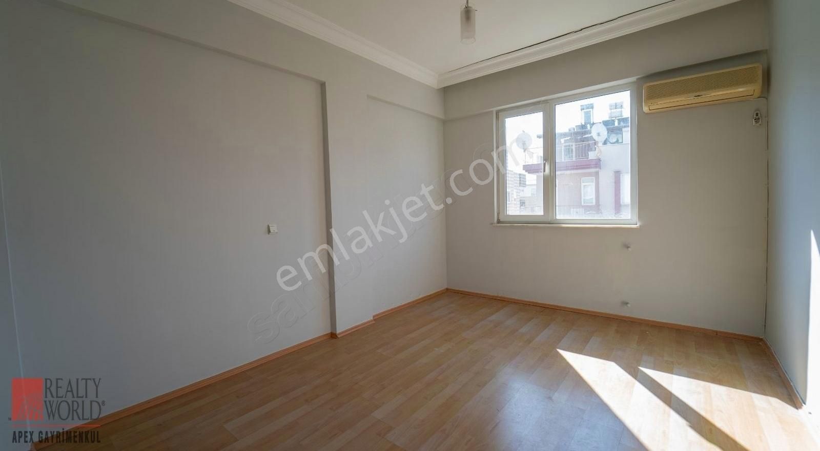 Konyaaltının En Kıymetli Bölgesinde Han Gibi Satılık Daire - Görsel 8