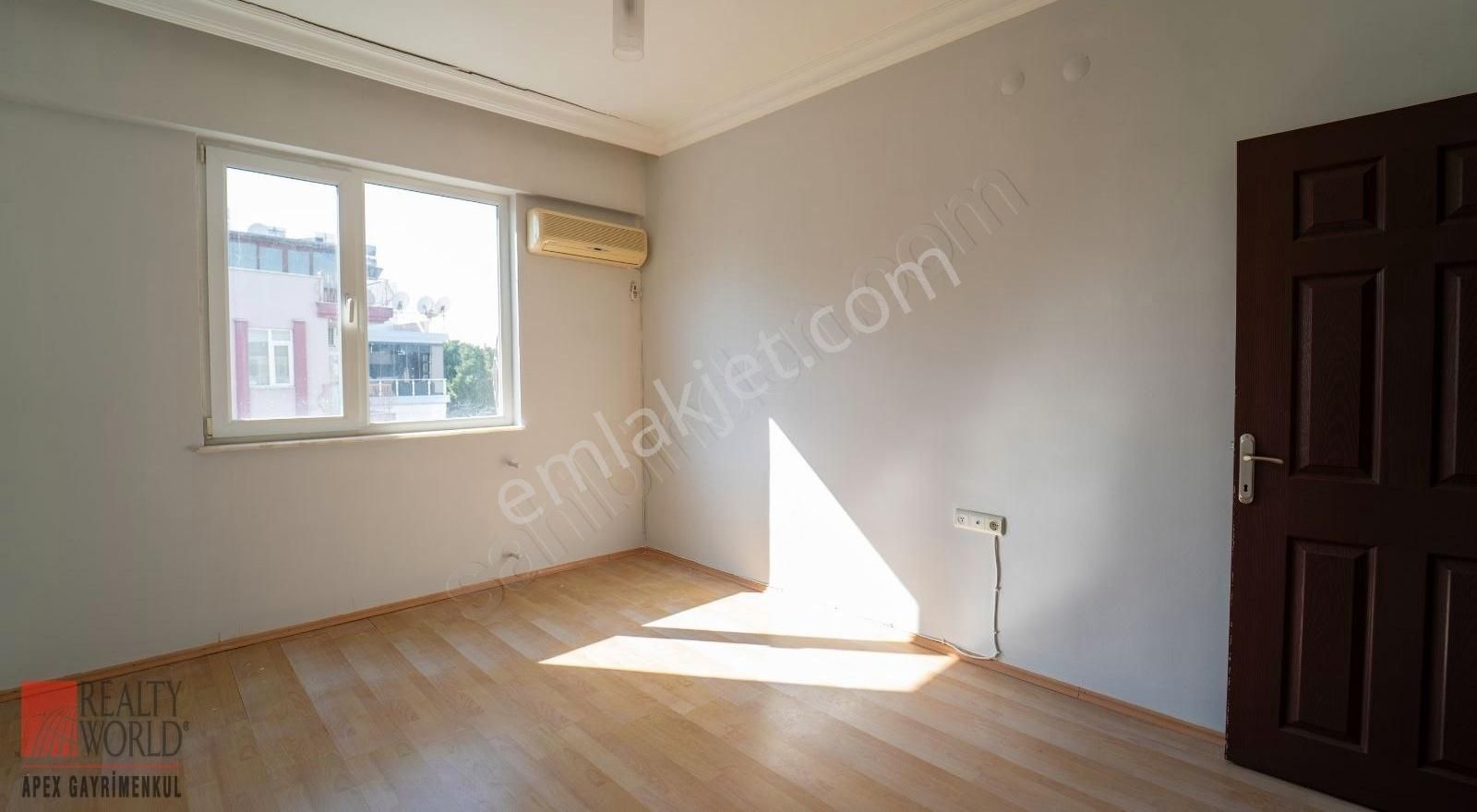 Konyaaltının En Kıymetli Bölgesinde Han Gibi Satılık Daire - Görsel 10