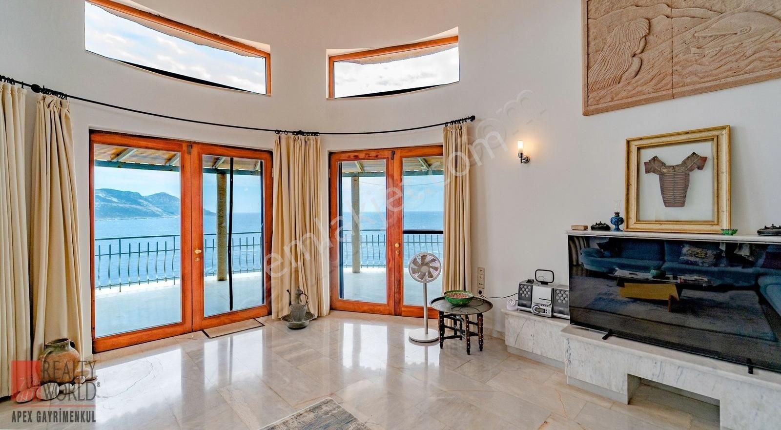 Kaş Yarımada Meis Manzaralı Müstakil Havuzlu Triplex Villa - Görsel 2