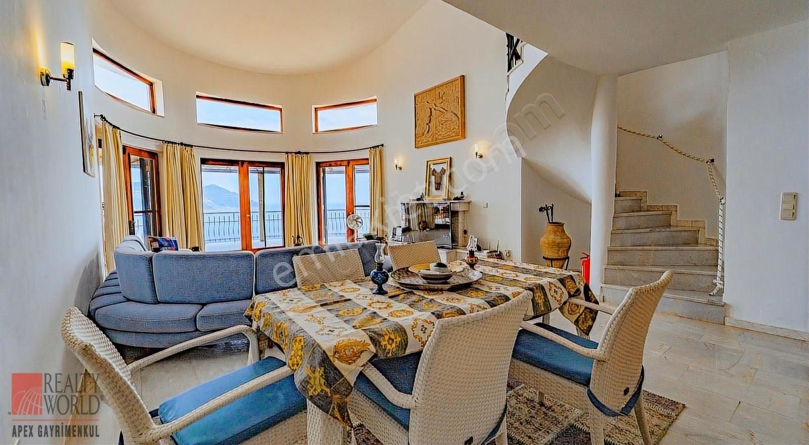 Kaş Yarımada Meis Manzaralı Müstakil Havuzlu Triplex Villa - Görsel 10