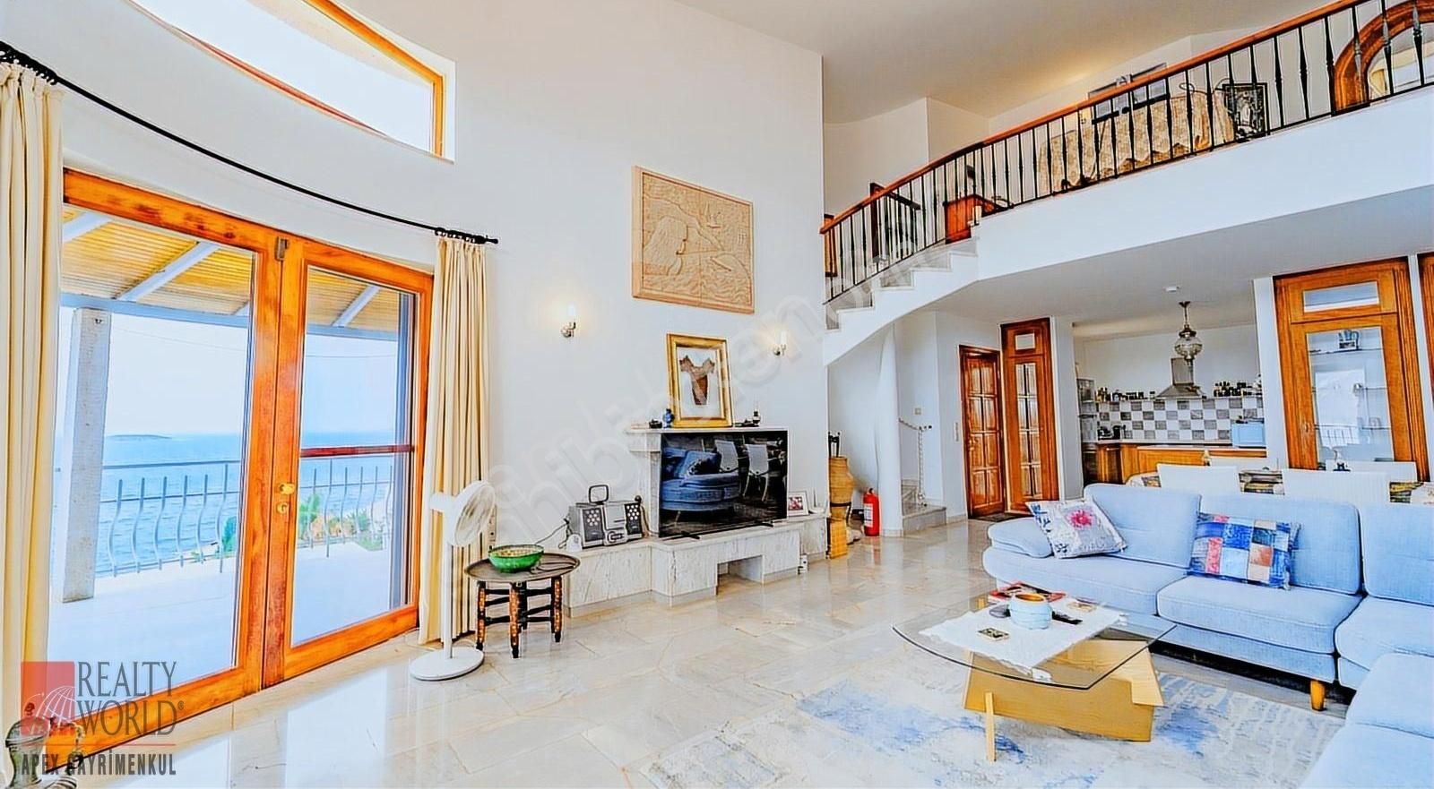 Kaş Yarımada Meis Manzaralı Müstakil Havuzlu Triplex Villa - Görsel 3