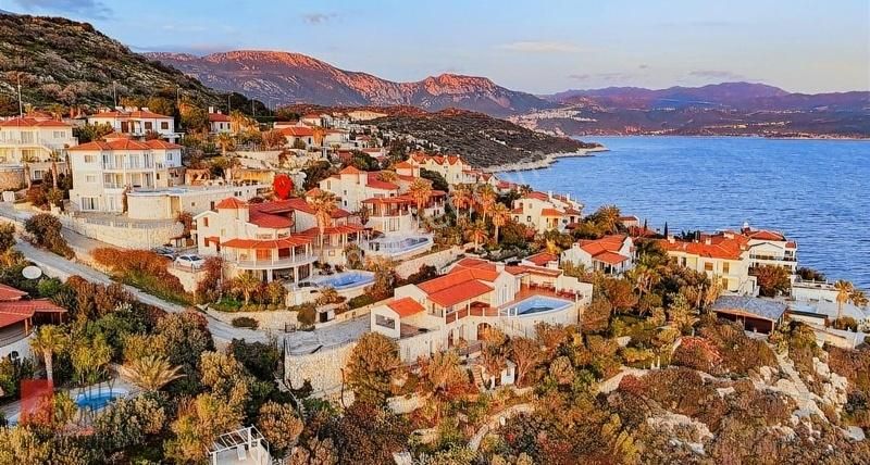 Kaş Yarımada Meis Manzaralı Müstakil Havuzlu Triplex Villa - Görsel 6