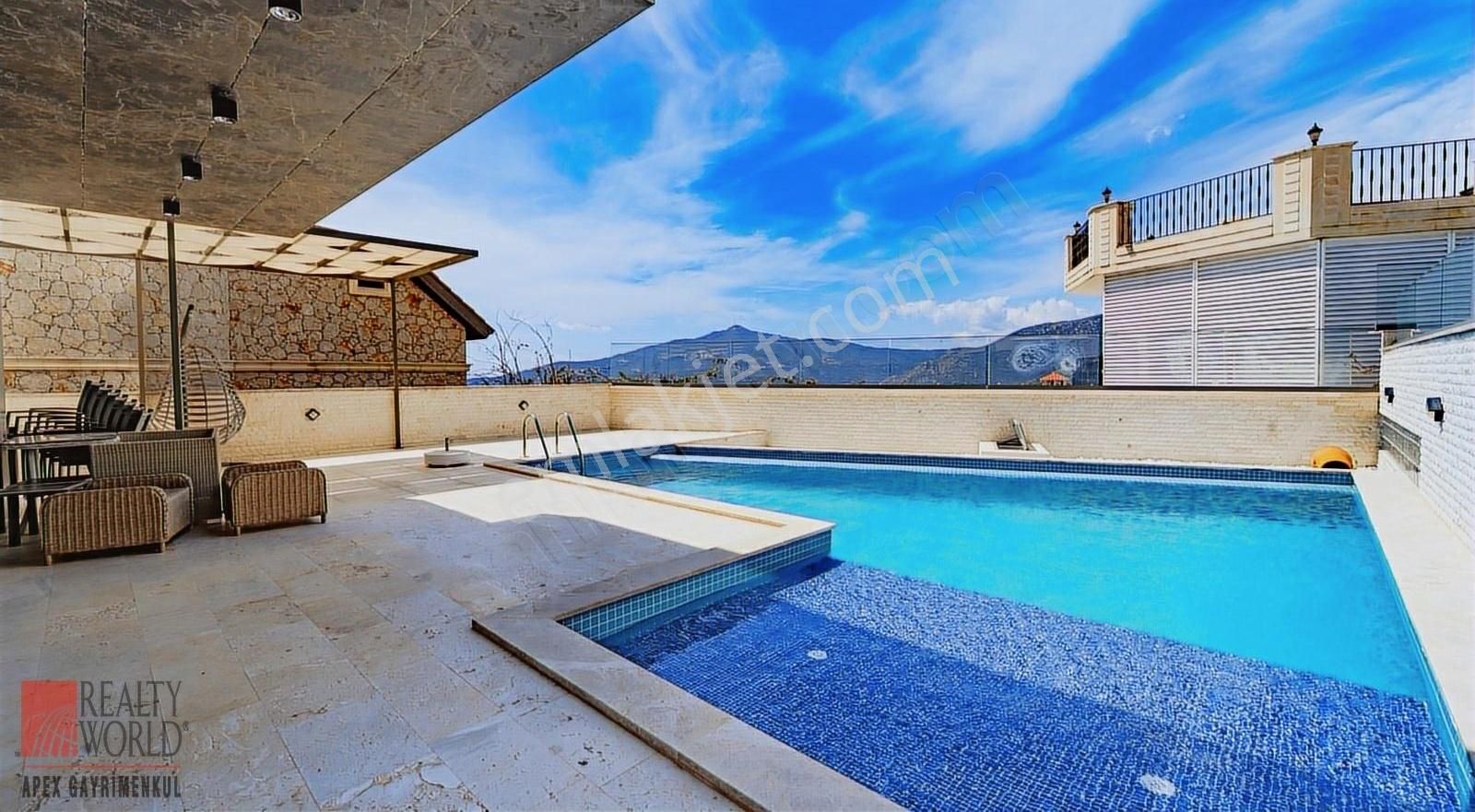 Kalkan Kışla'da Deniz Manzaralı, Ultra Lüks Donanımlı Villa - Görsel 21