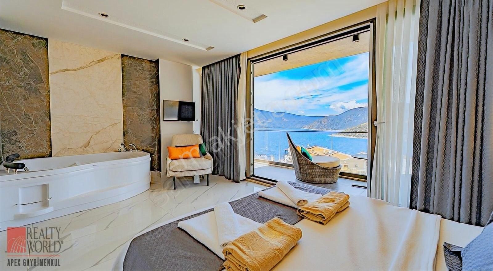 Kalkan Kışla'da Deniz Manzaralı, Ultra Lüks Donanımlı Villa - Görsel 20