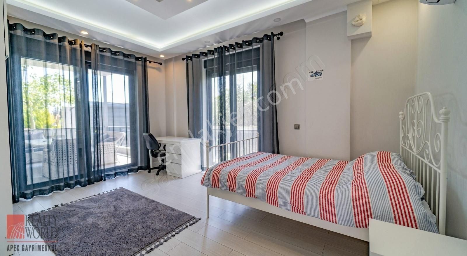 Döşemealtı Yeşilbayır'da 500m² Arsada 4+1 Fırsat Müstakil Villa - Görsel 16