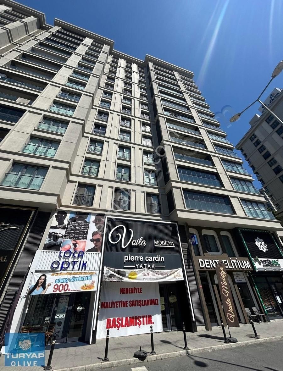 Locamahal Ana Cadde Üzerinde Reklam Değeri Yüksek 400m2 Dükkan