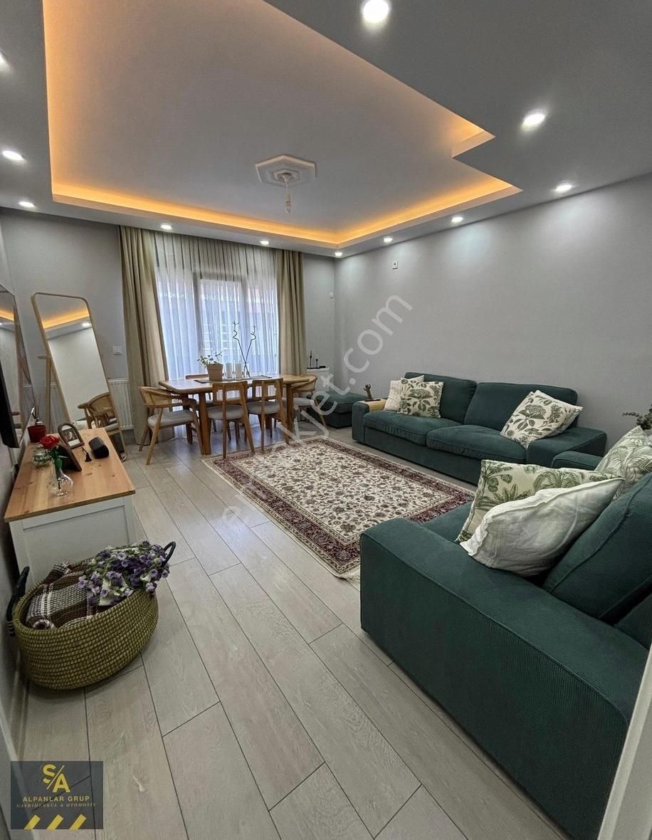 Sefaköy Gültepe Mah.4+2 Dublex 190m2 Satılık Daire 2.79 Oranla