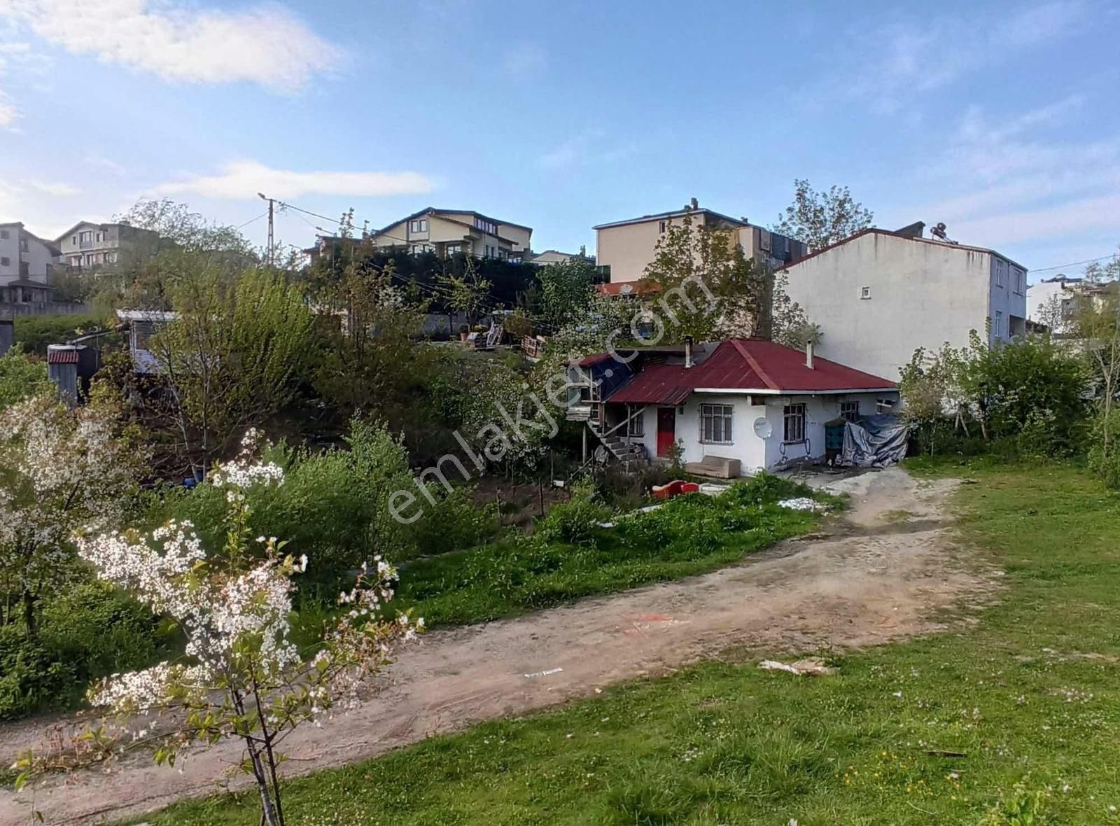 Arnavutköy Taşoluk 470m2 Villa İmarlı Arsa Ve İçinde Müstakil Ev - Görsel 2