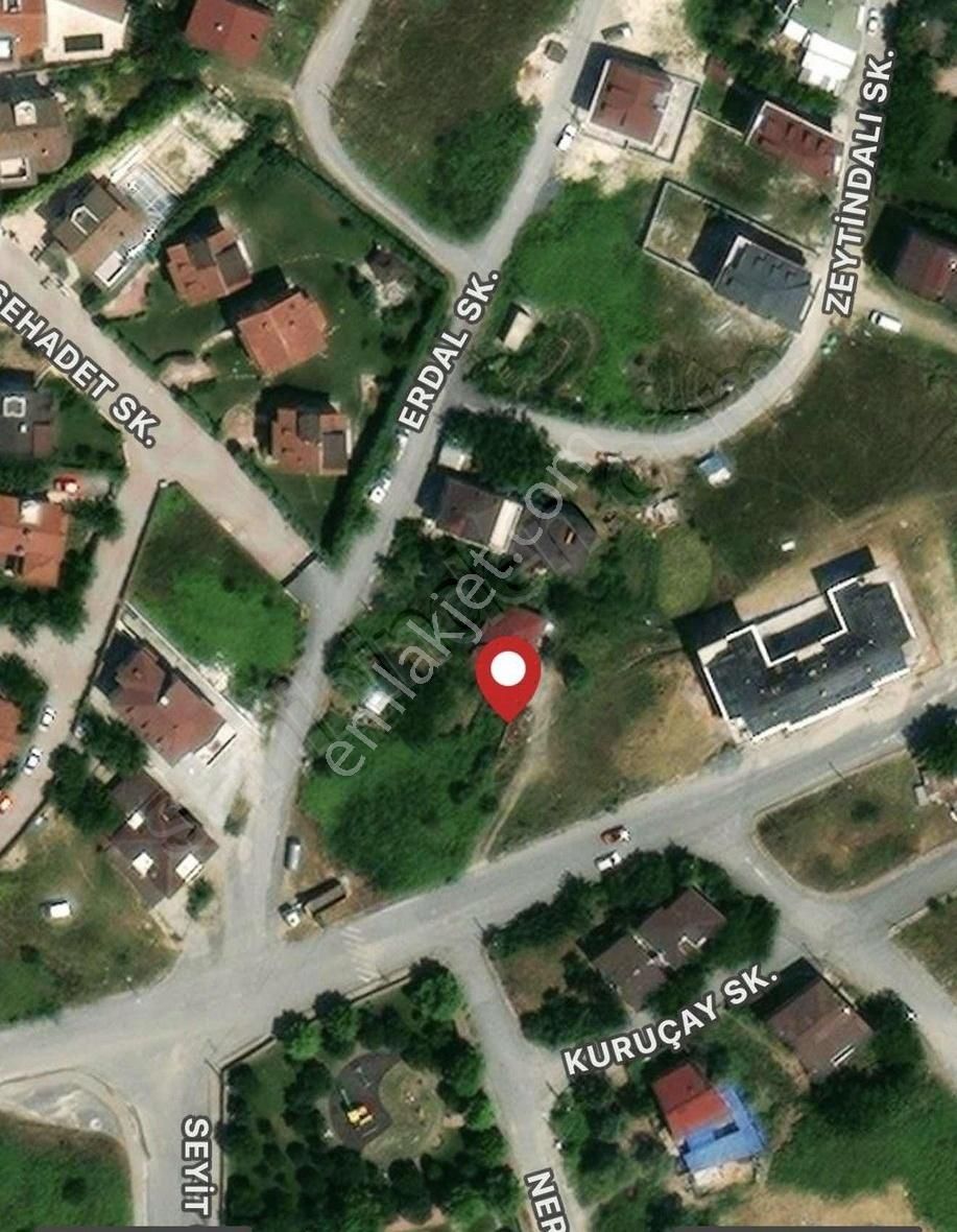 Arnavutköy Taşoluk 470m2 Villa İmarlı Arsa Ve İçinde Müstakil Ev