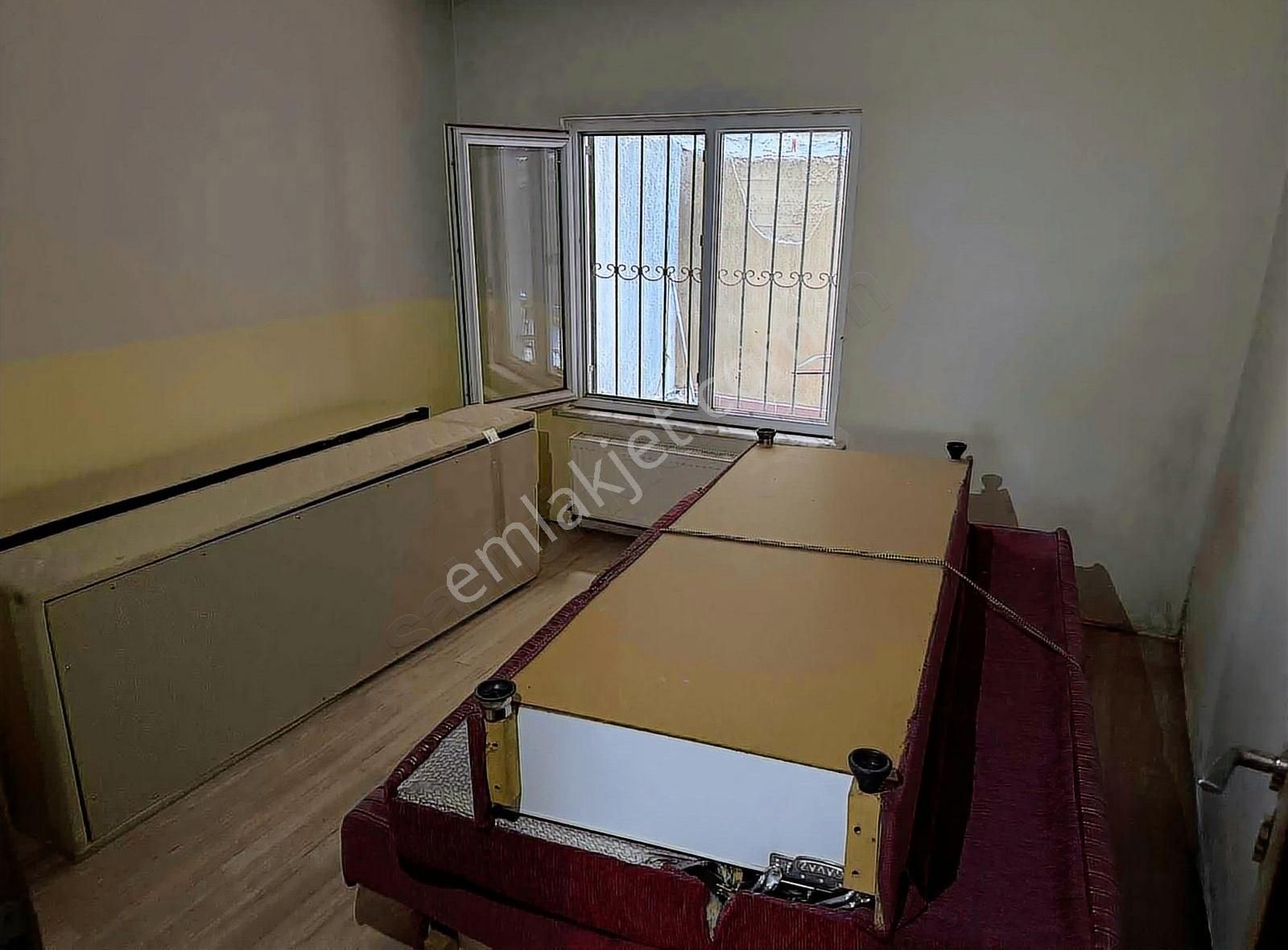 M.akif'de İskanlı Yeni Daire 1+1 Bahçeli Güney Cephe - Görsel 11