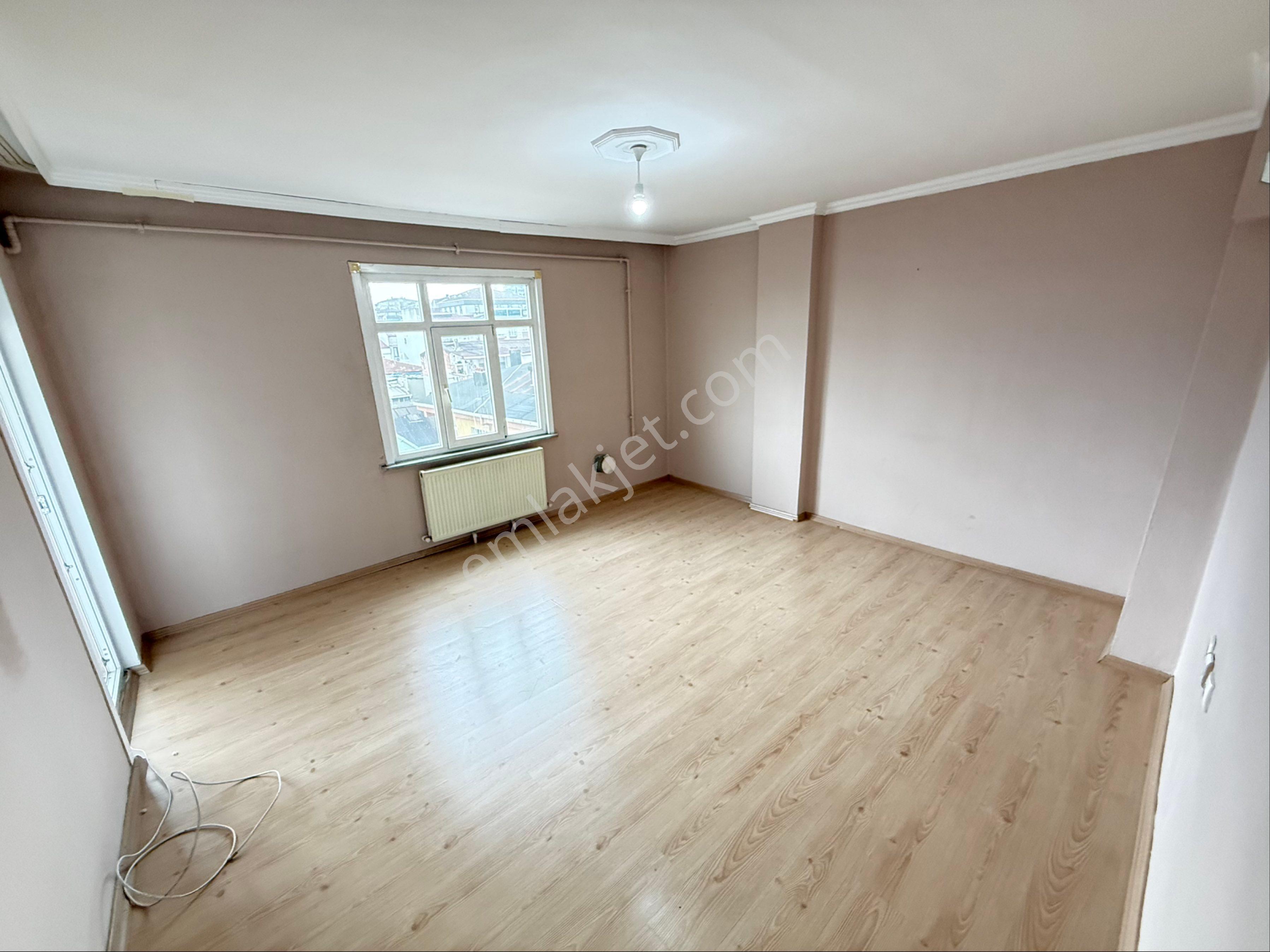 Tek Daire Üzeri Yapılmış Aile Binasında 95m2 2+1 Güney Cephe Daire - Görsel 13