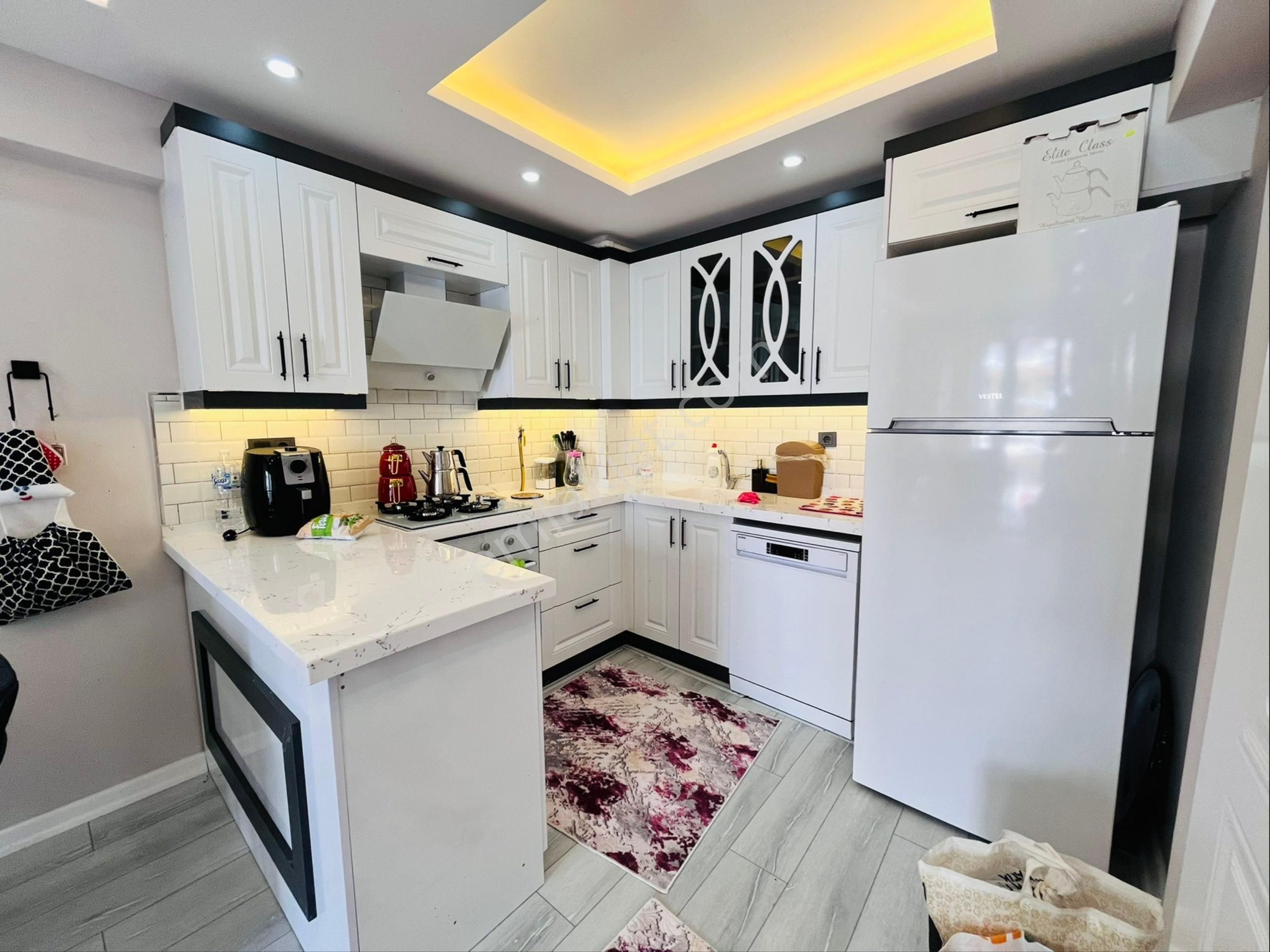 Halk Eğitim Karşısı 3+1 Asansörlü Arakat Genç Daire