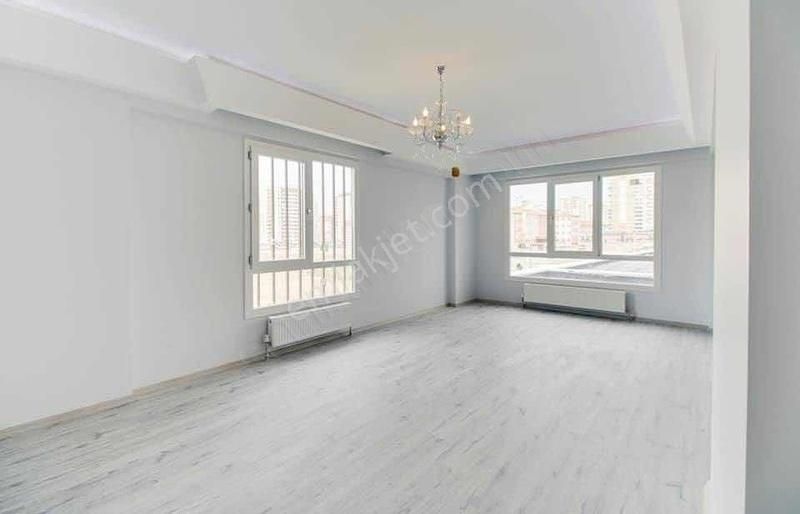 Akdenizden İldem Ersu Cornerde Ultralüx 3+1 Satılık Daire