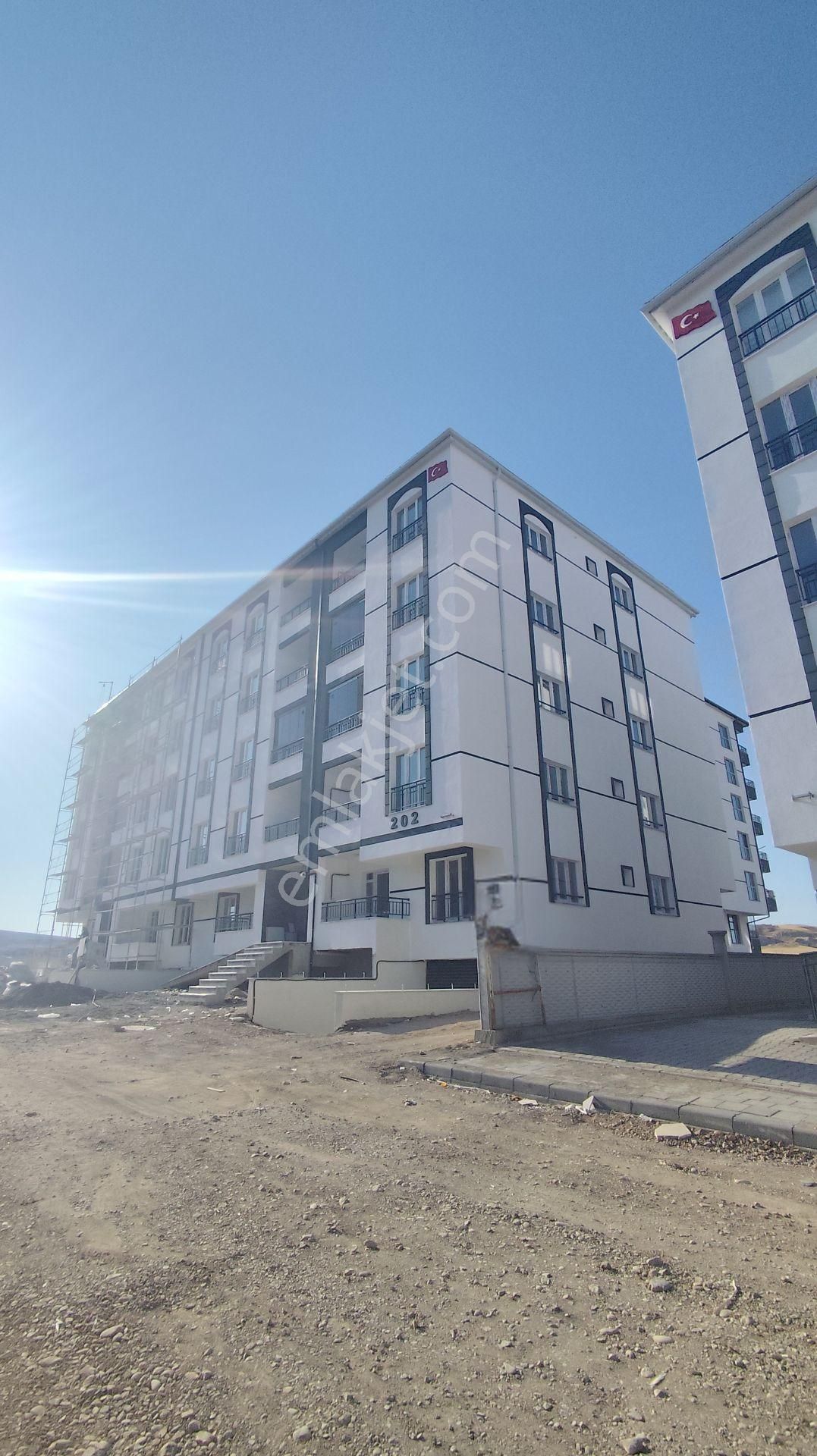 Sivas Seyrantepe Mahallesi'nde Satılık 3+1 Daire!