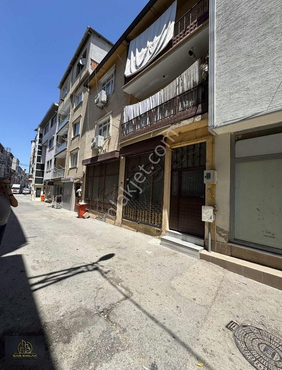 Bağlarbaşında Kiralık İş Yeri 100m2