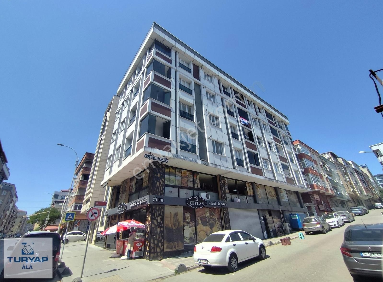 Turyap Enes Akaydan Ordu Caddesi Üzerinde 2+1 Ara Kat Daire