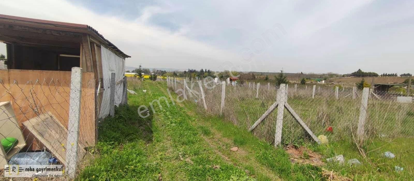 Büyükçekmece Merkezde Satılık 250m2 Satılık Arsa