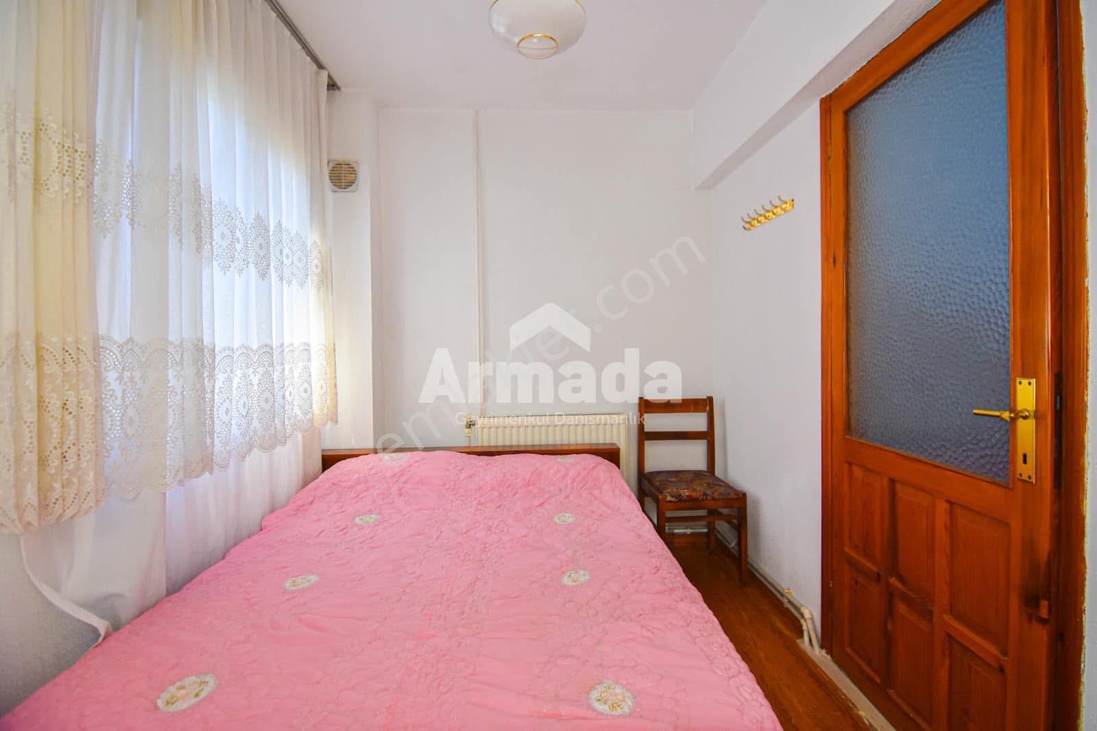 Kuşadası Merkez'de Zeminden Deniz Manzaralı Villa - Görsel 27
