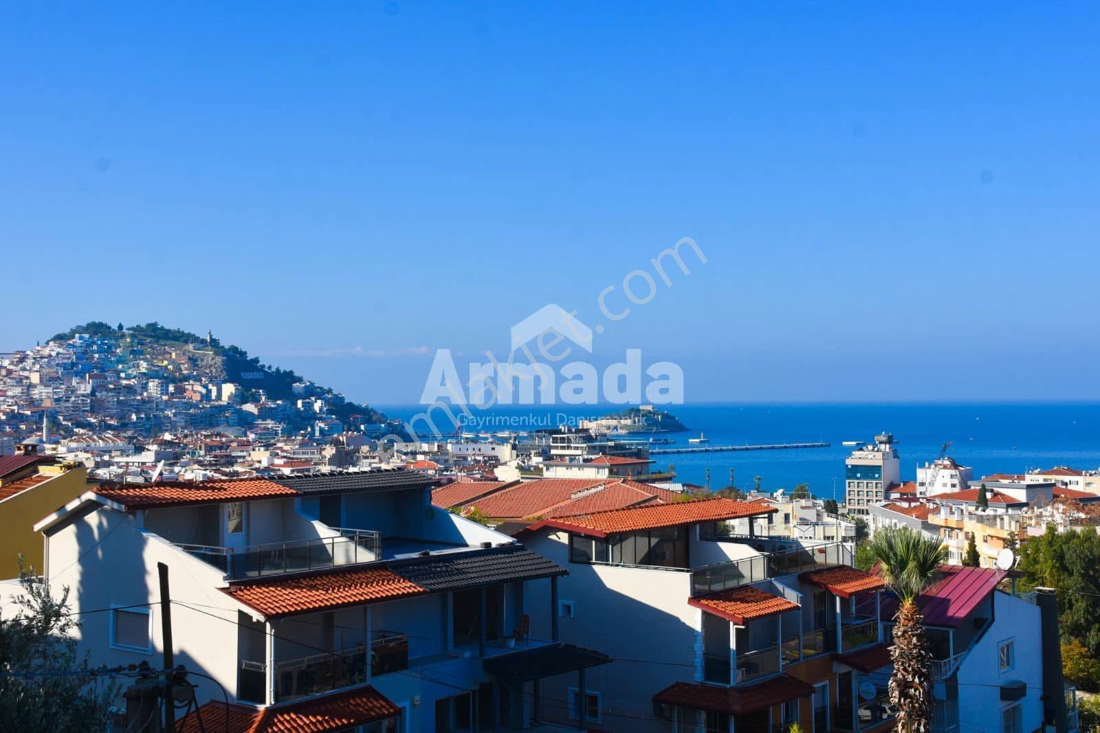 Kuşadası Merkez'de Zeminden Deniz Manzaralı Villa - Görsel 15