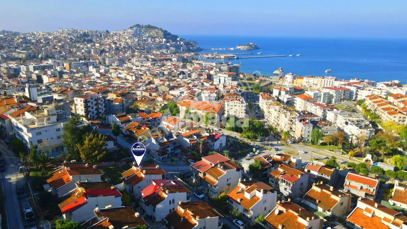 Kuşadası Merkez'de Zeminden Deniz Manzaralı Villa - Görsel 7